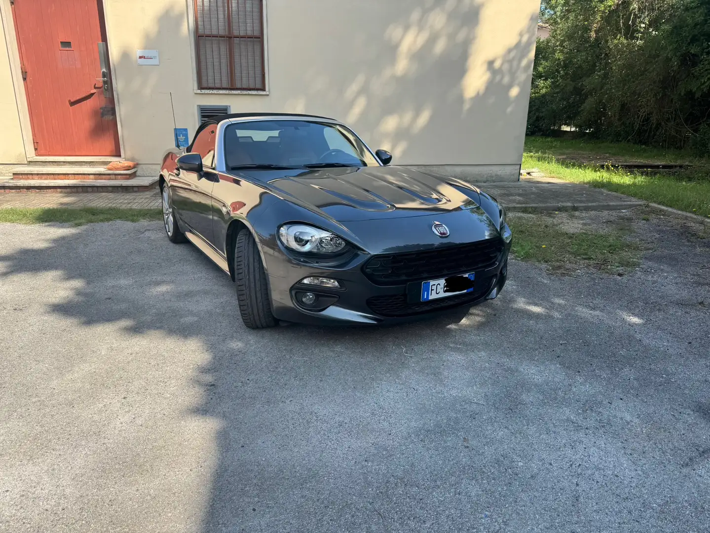 Fiat 124 Spider turbo 140 cv - 2