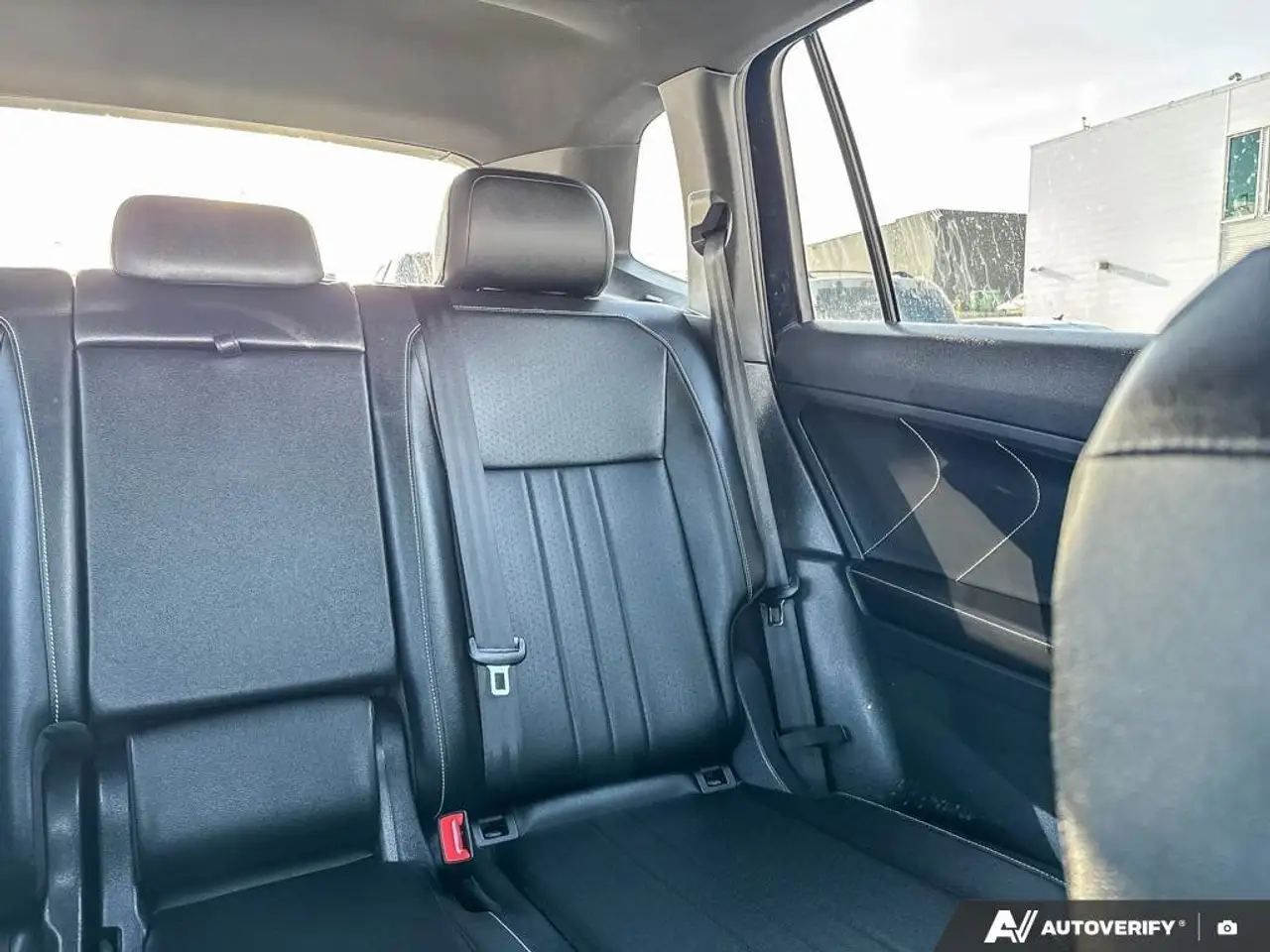 Volkswagen Tiguan снимка Volkswagen Tiguan