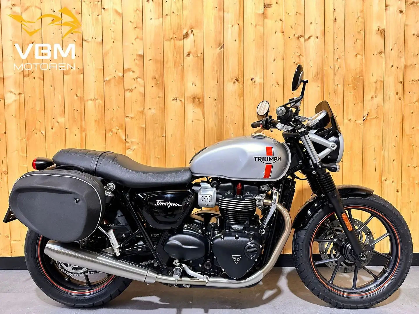 Triumph Street Twin Gris - 1