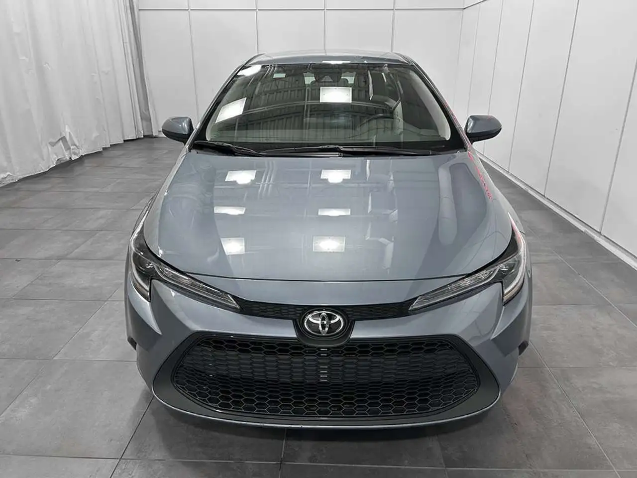 Toyota Corolla снимка Toyota Corolla