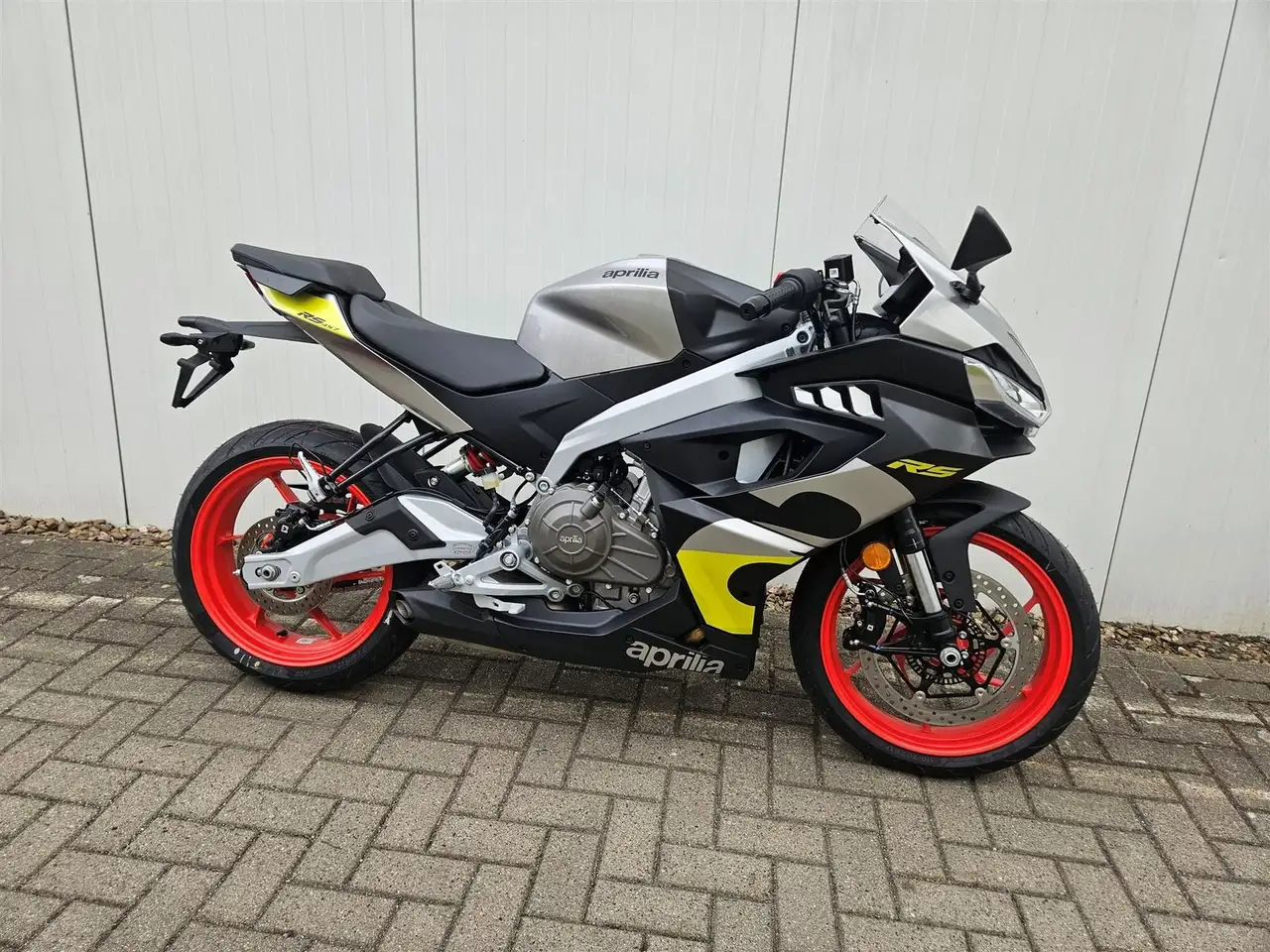 Aprilia RS 457