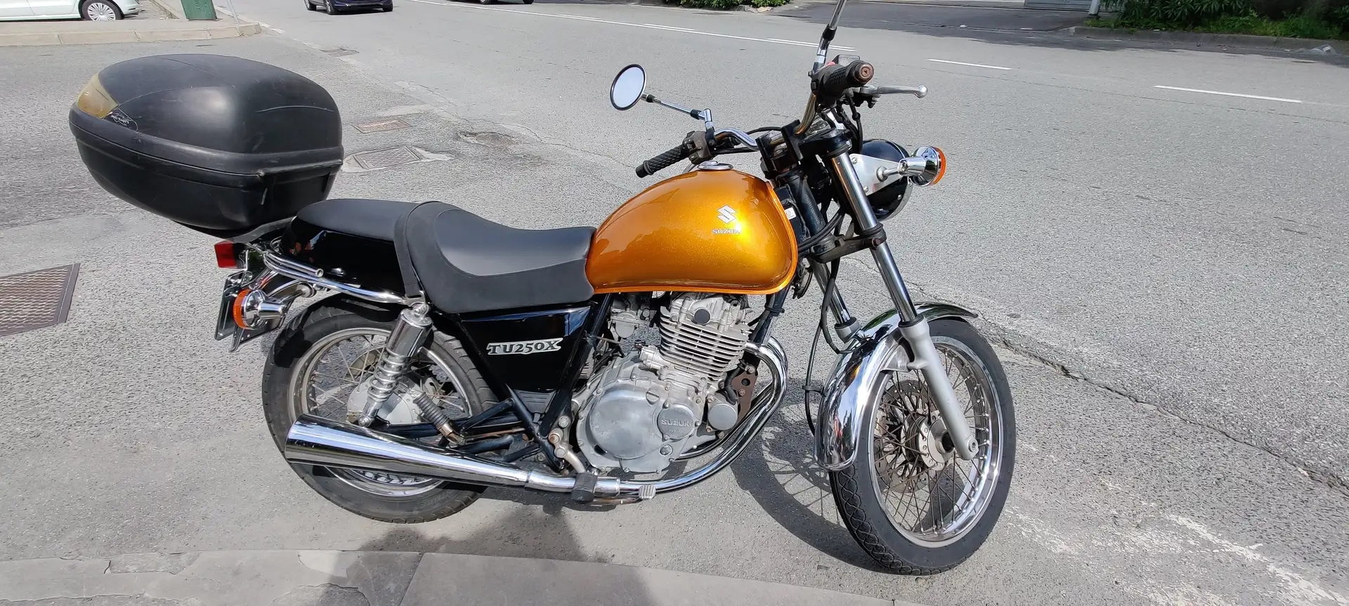 Suzuki TU 250 Arancione - 1
