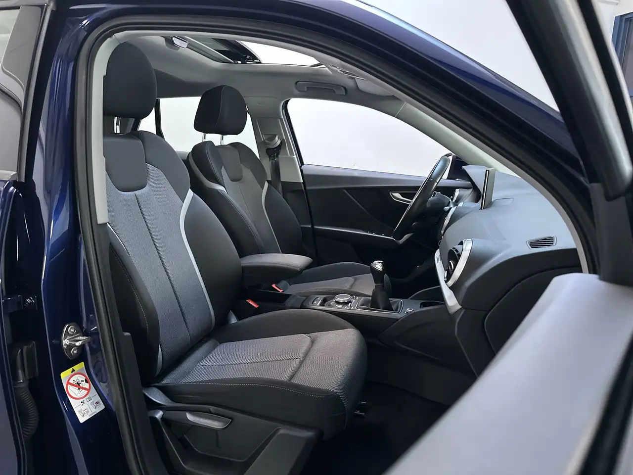 Audi Q2 30 TFSI Advanced Edition Panoramadak Stoelverwarmi, миниатюра 5