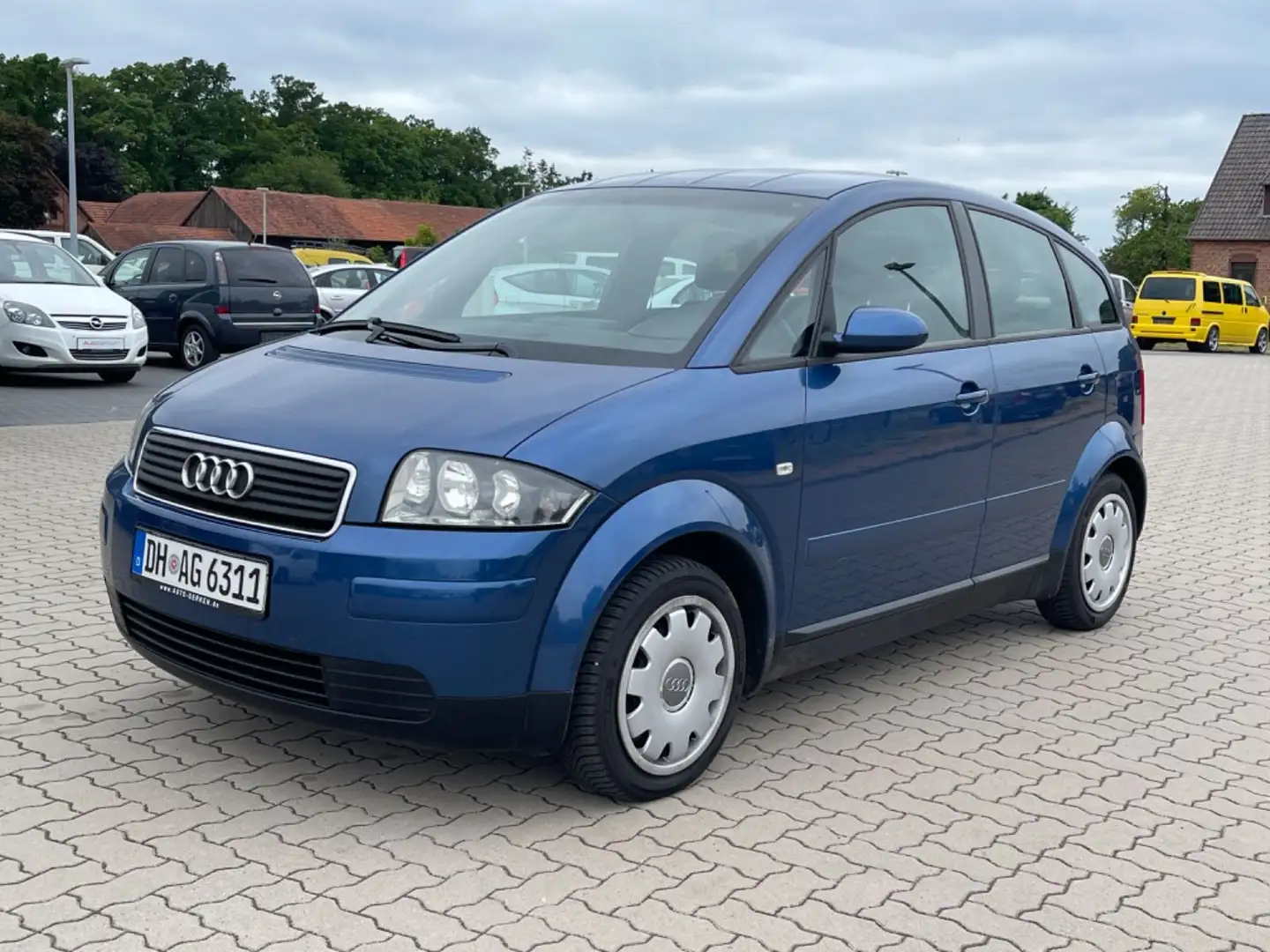 Audi A2 1.4 TDI TÜV NEU Bleu - 2