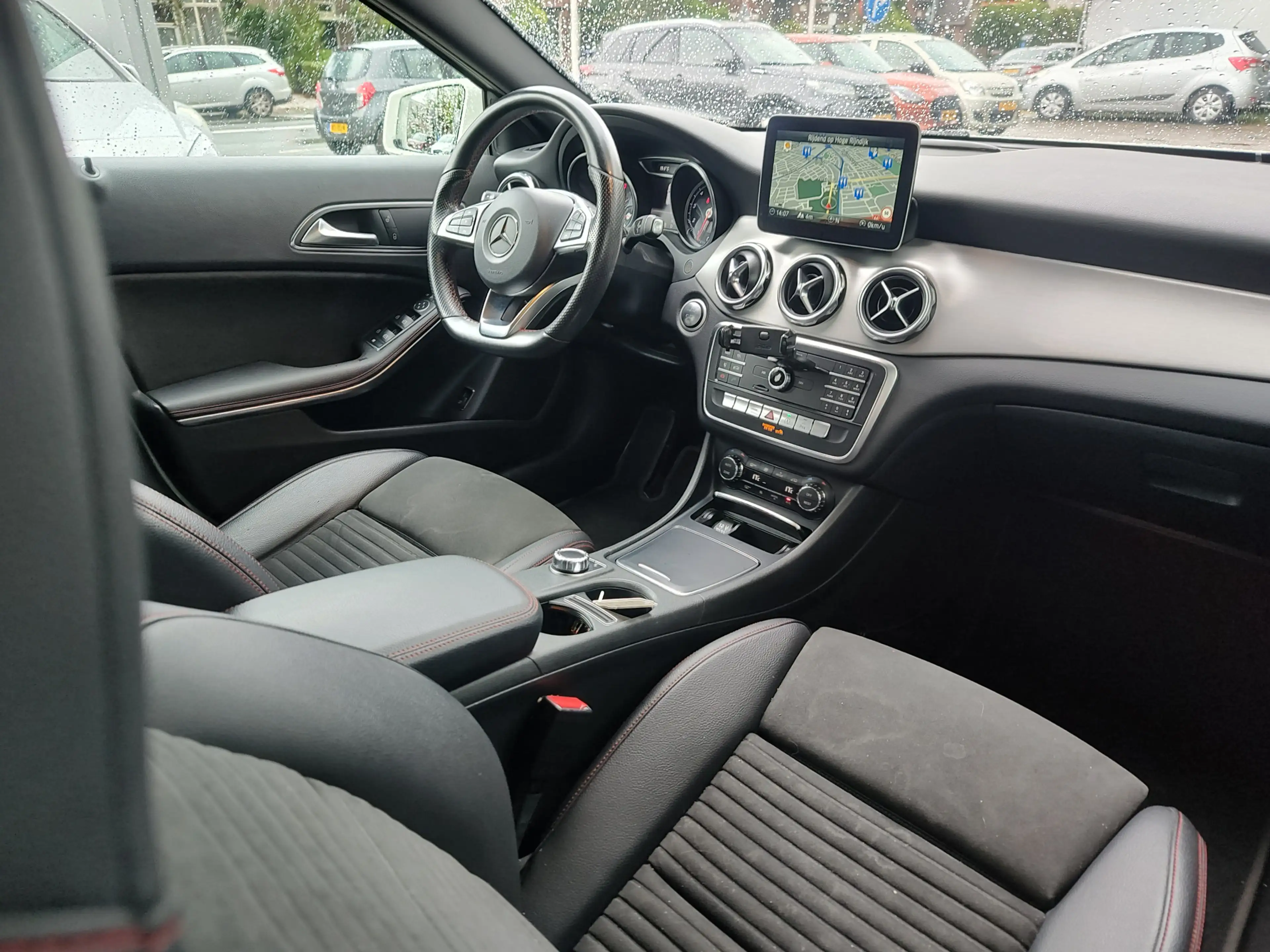 Mercedes-Benz GLA 180 ACTIVITY EDITION AUTOMAAT Clima | Navi | Cruise | — photo 5