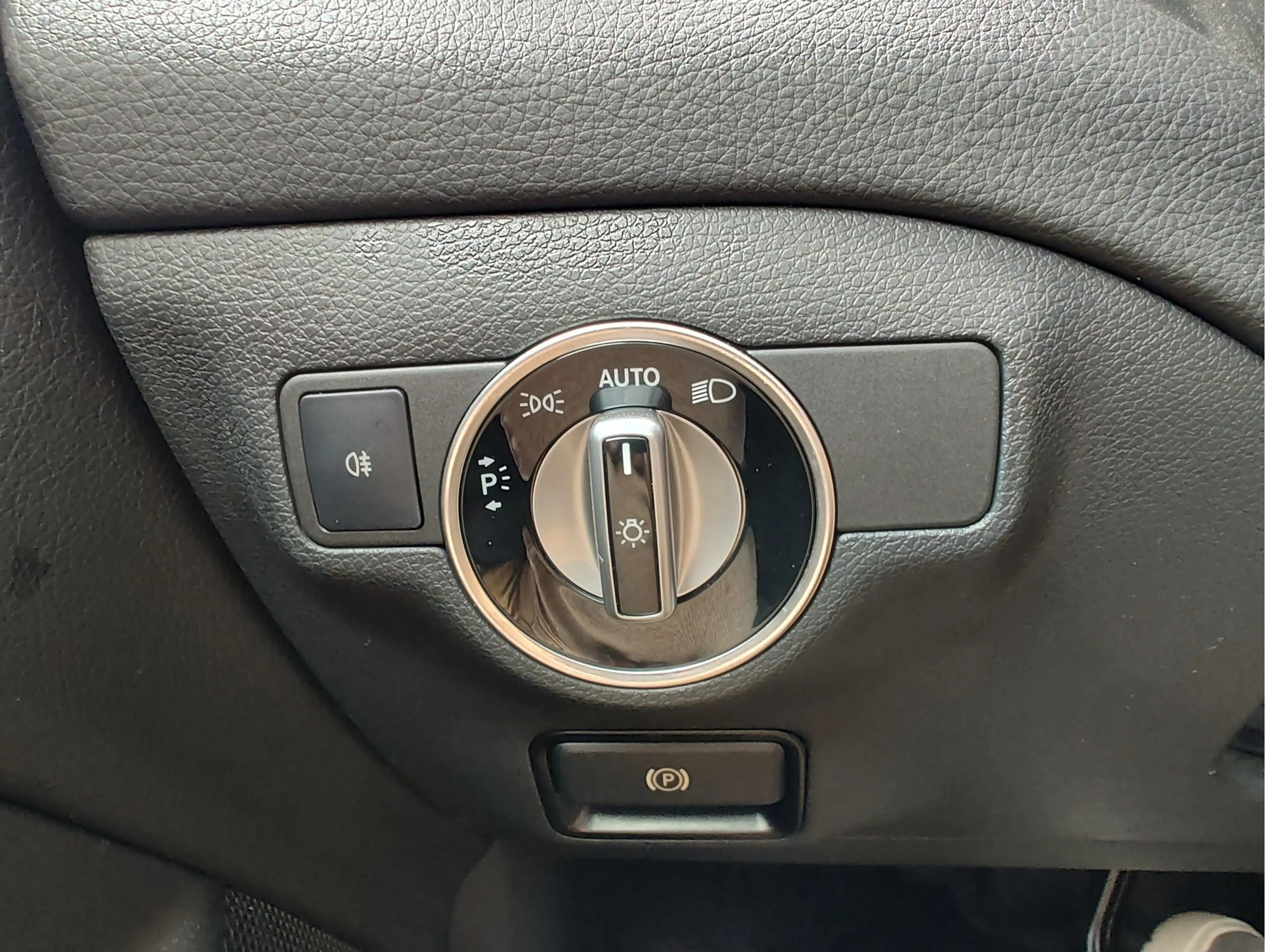 Mercedes-Benz GLA 180 ACTIVITY EDITION AUTOMAAT Clima | Navi | Cruise | — photo 17