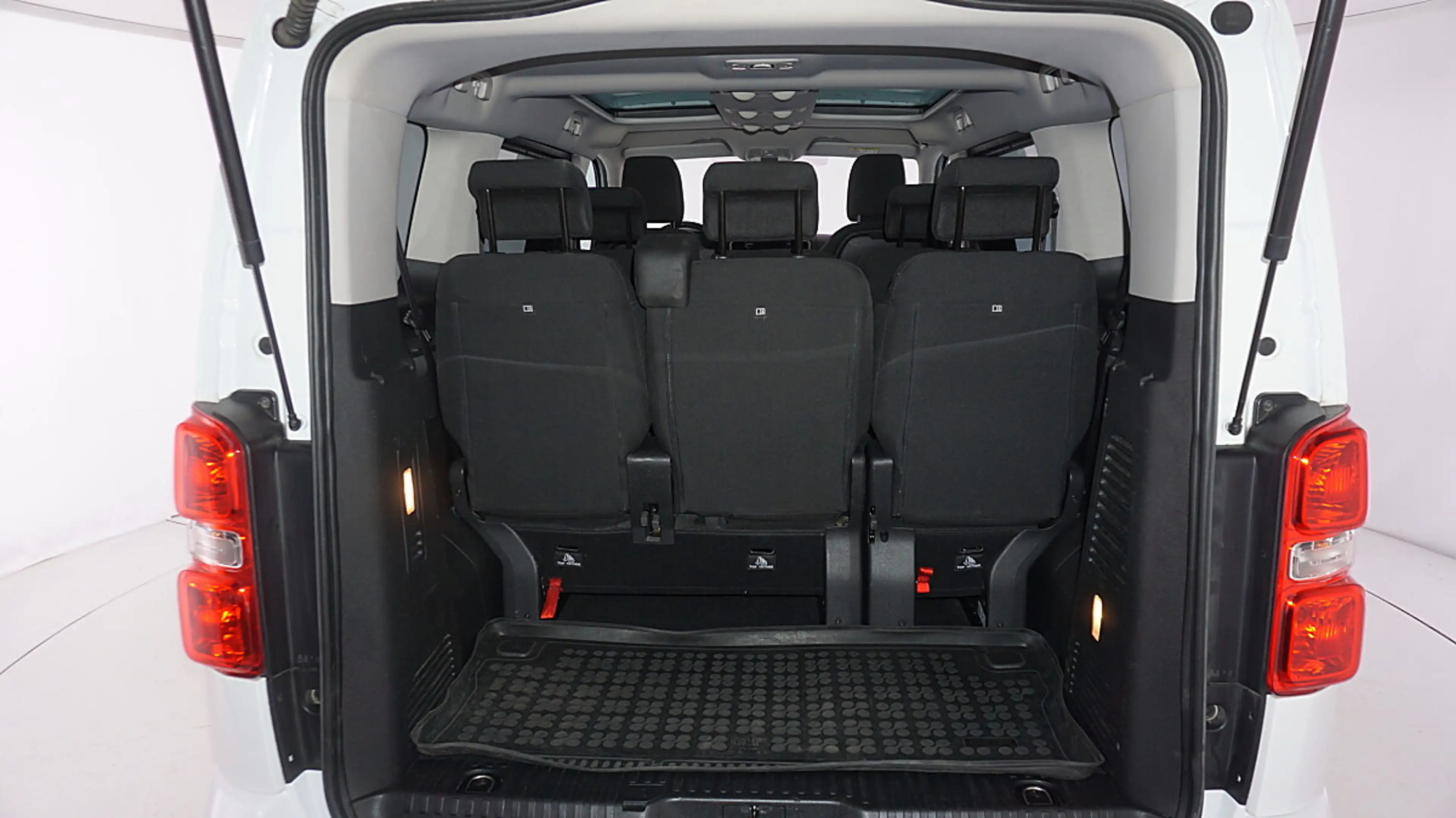 Opel Zafira Life 2,0 CDTI S&S Edition M Aut. — photo 13