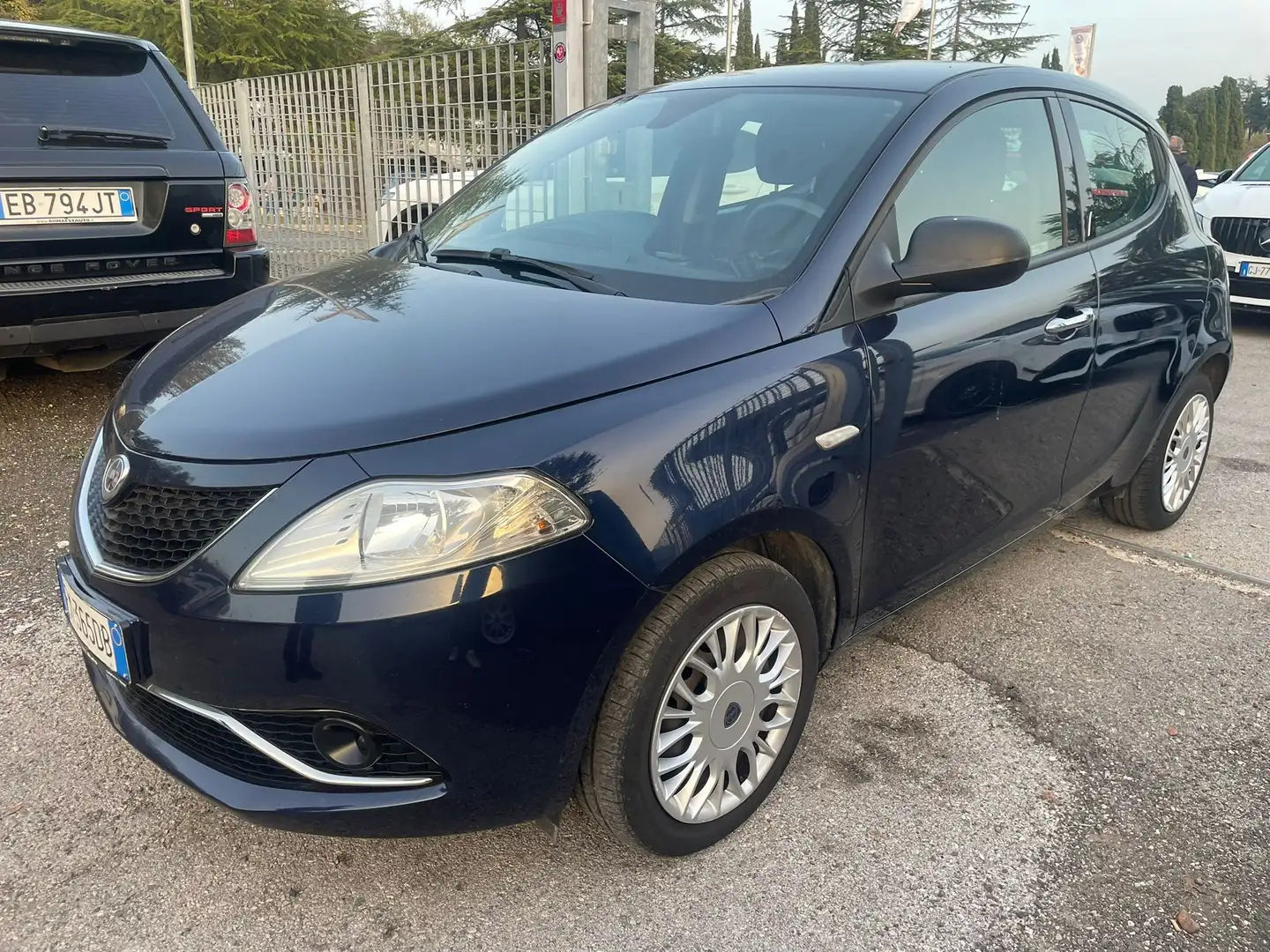 Lancia Ypsilon Ypsilon III 2015 1.2 Platinum 69cv my16 Bleu - 1