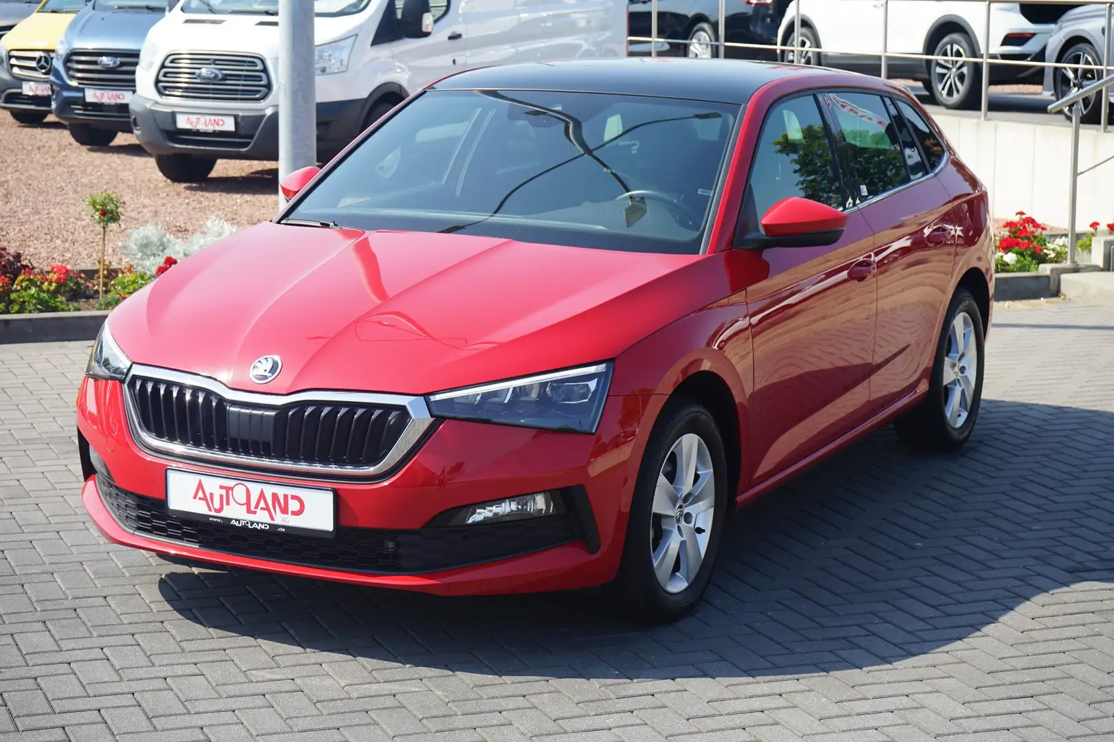 Skoda Scala 1.5 TSI DSG LED Sitzheizung Pano Tempomat Rot - 2