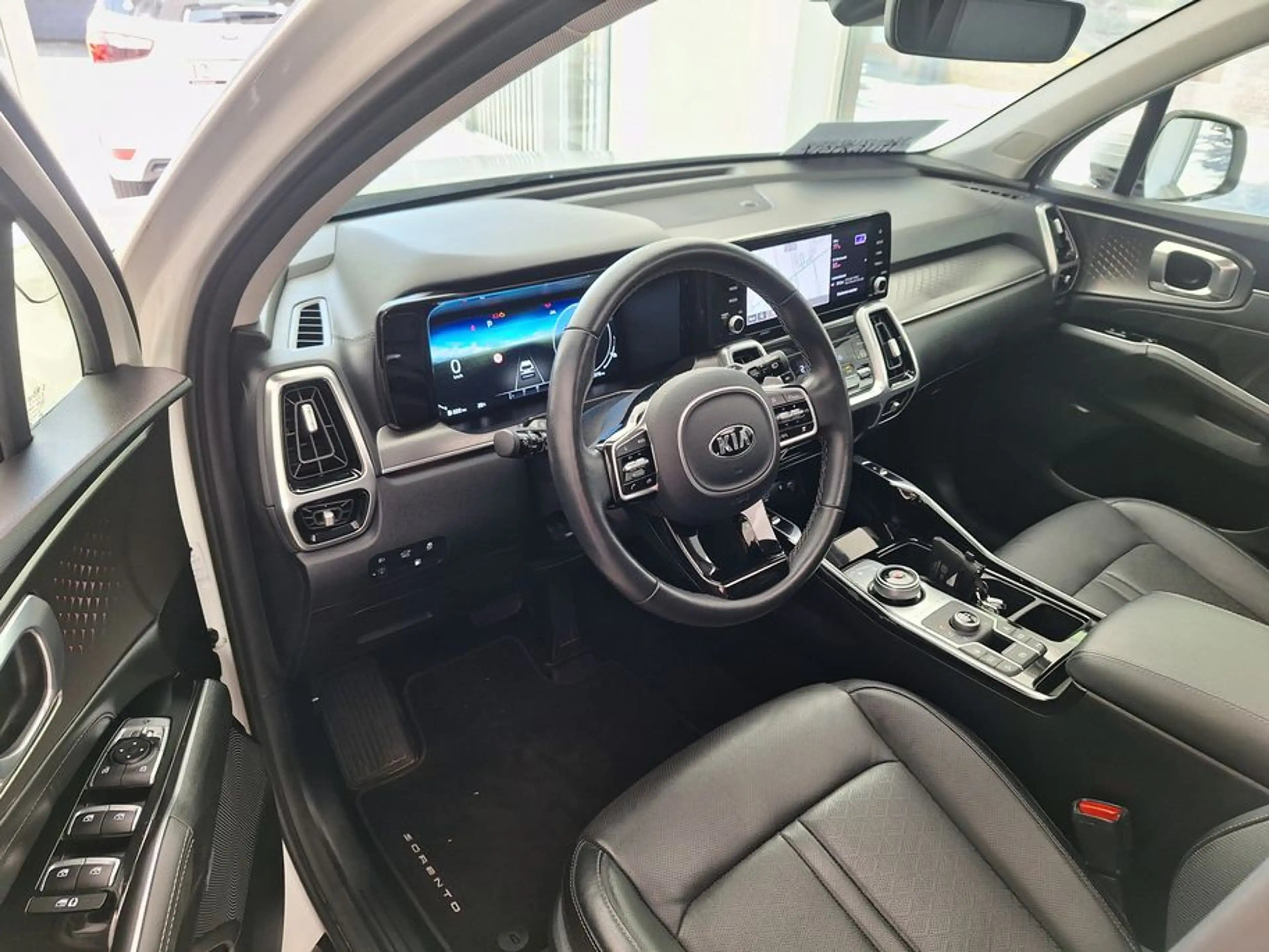Kia Sorento Plug-In Hybrid AWD 1.Hd Schiebedach 8x Räder Werksgarantie 360* LED — photo 9