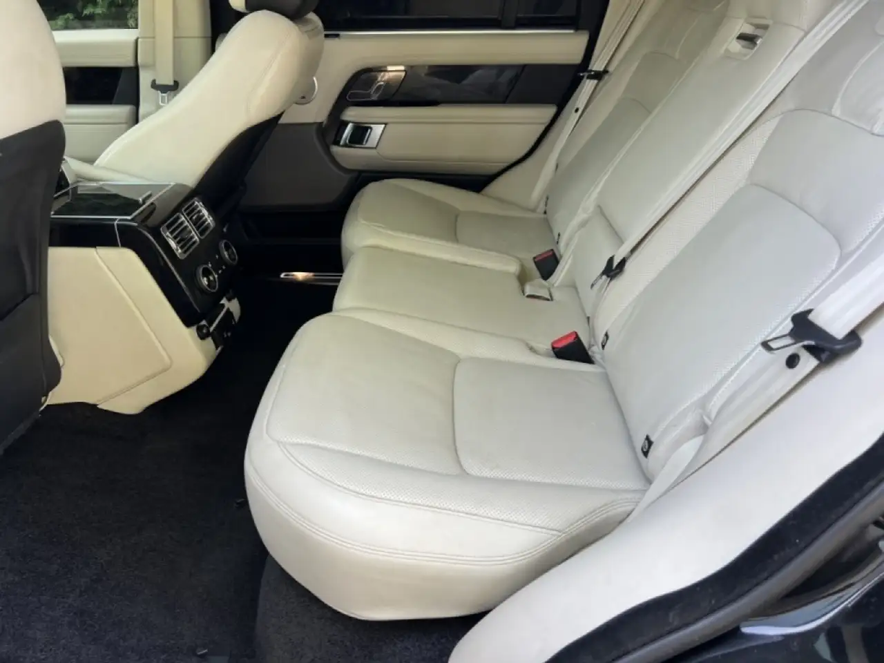 Land Rover Range Rover снимка Land Rover Range Rover