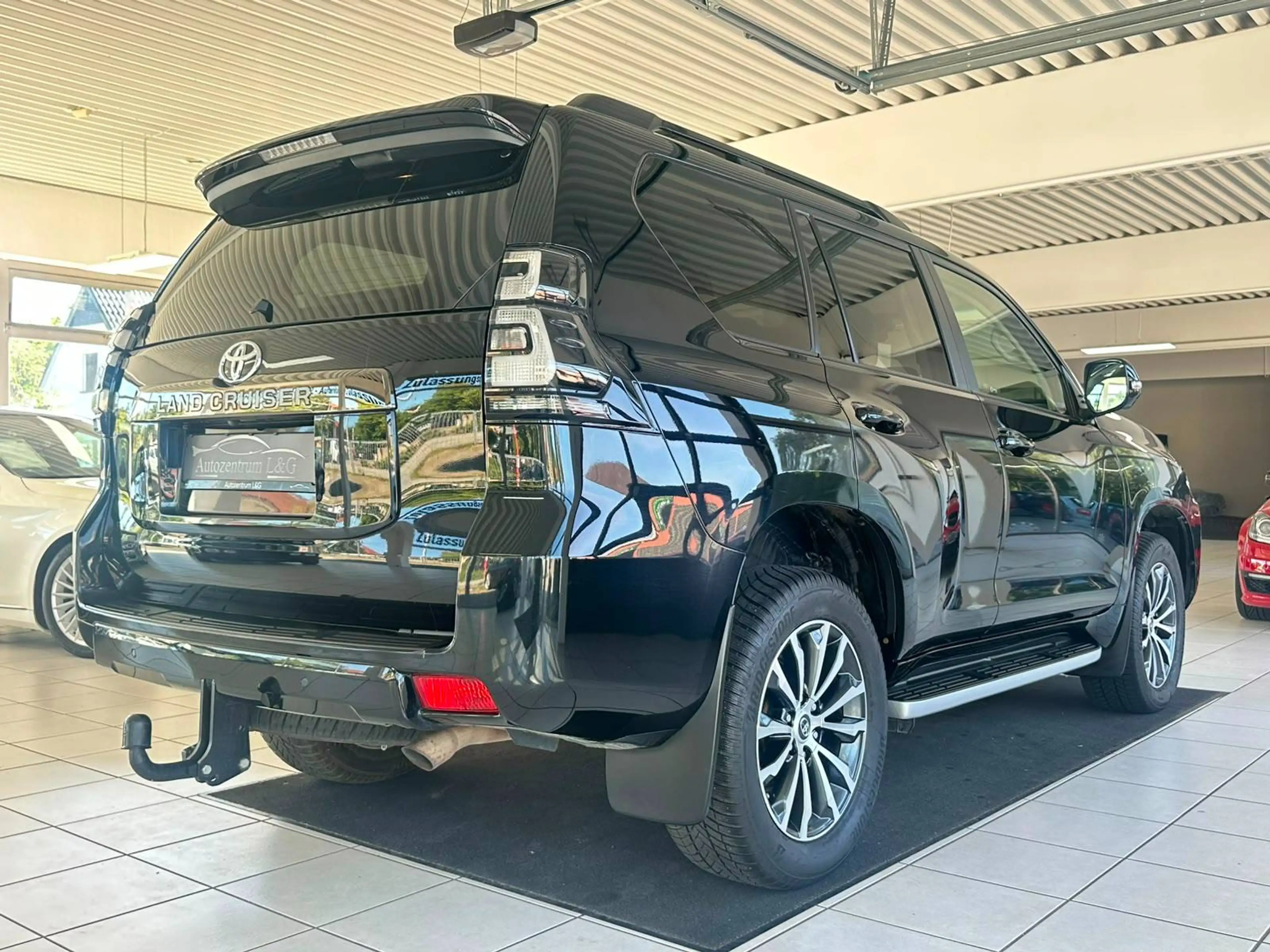 Toyota Land Cruiser TEC-Edition - Vollausstattung — photo 4