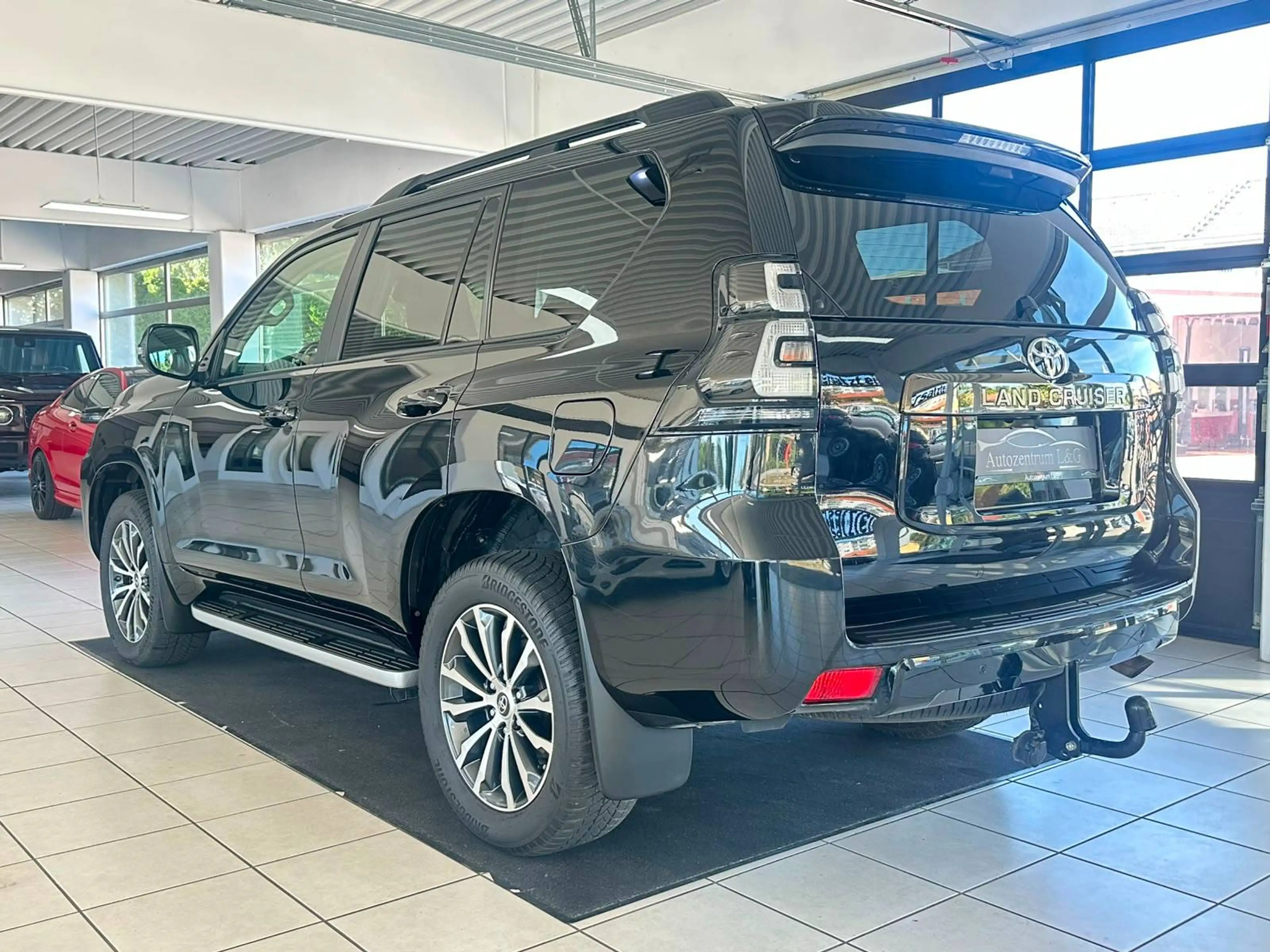 Toyota Land Cruiser TEC-Edition - Vollausstattung — photo 5