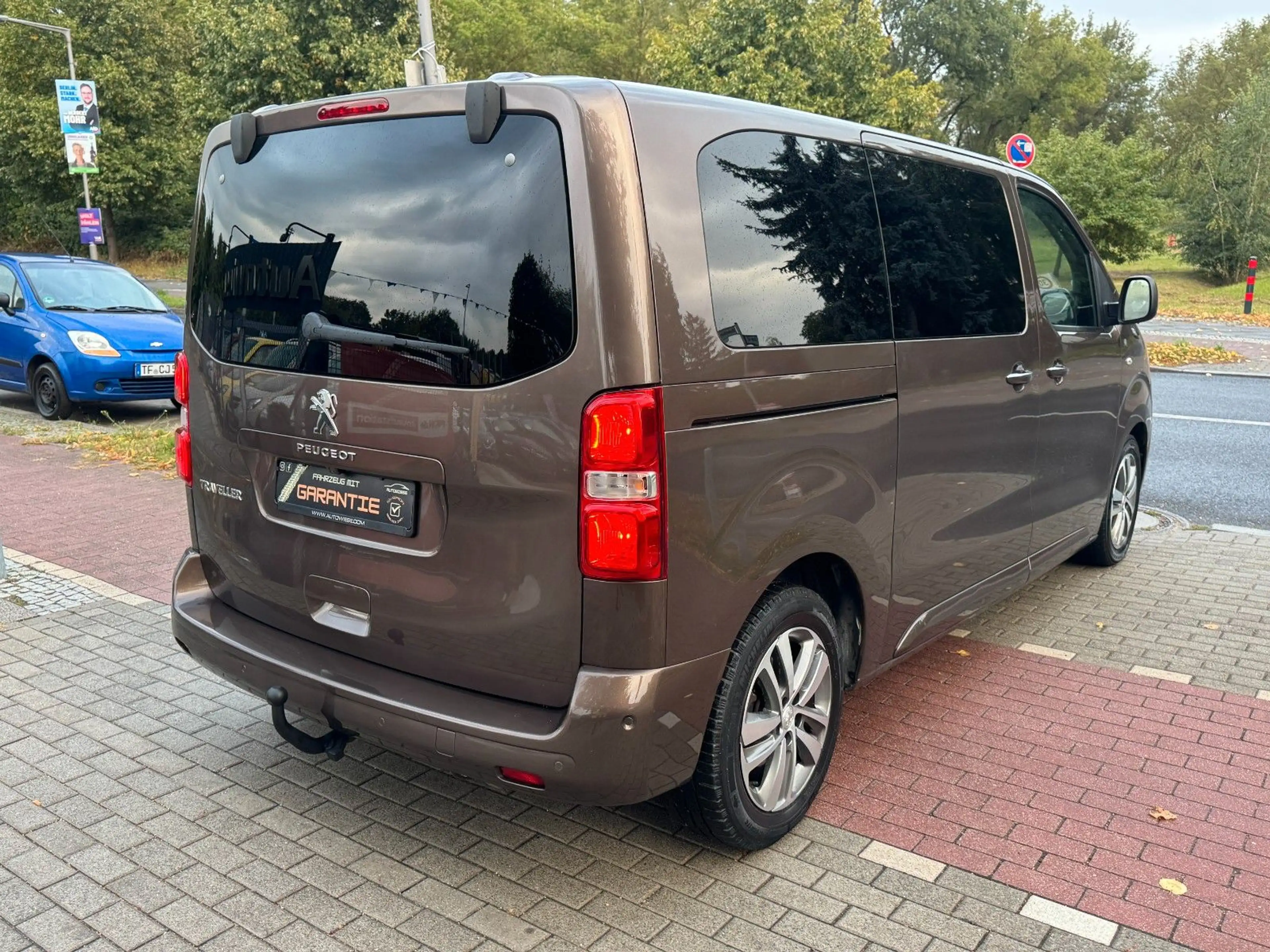 Peugeot Traveller Expert Traveller*Aut*8Sitze*Nav*Webasto*AHK*ACC — photo 5