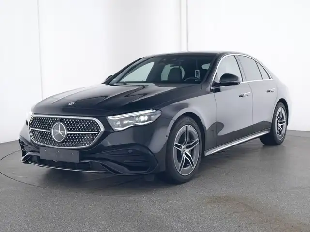 Mercedes-Benz E 450 4M AMG-P+ PANO+BURM+STHZG+SUP-SCR+AHK+360°