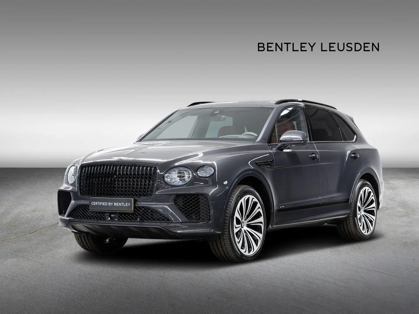 Bentley Bentayga Azure V8 |Black Line|Touring Spec|22" Ten Spoke Grijs - 1