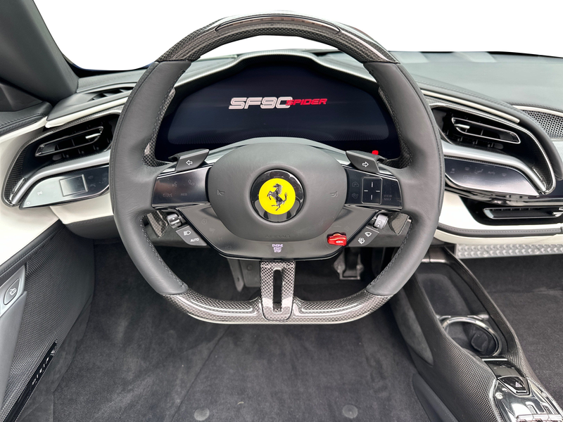Ferrari SF90 Spider 130.000€ an optionals — photo 14