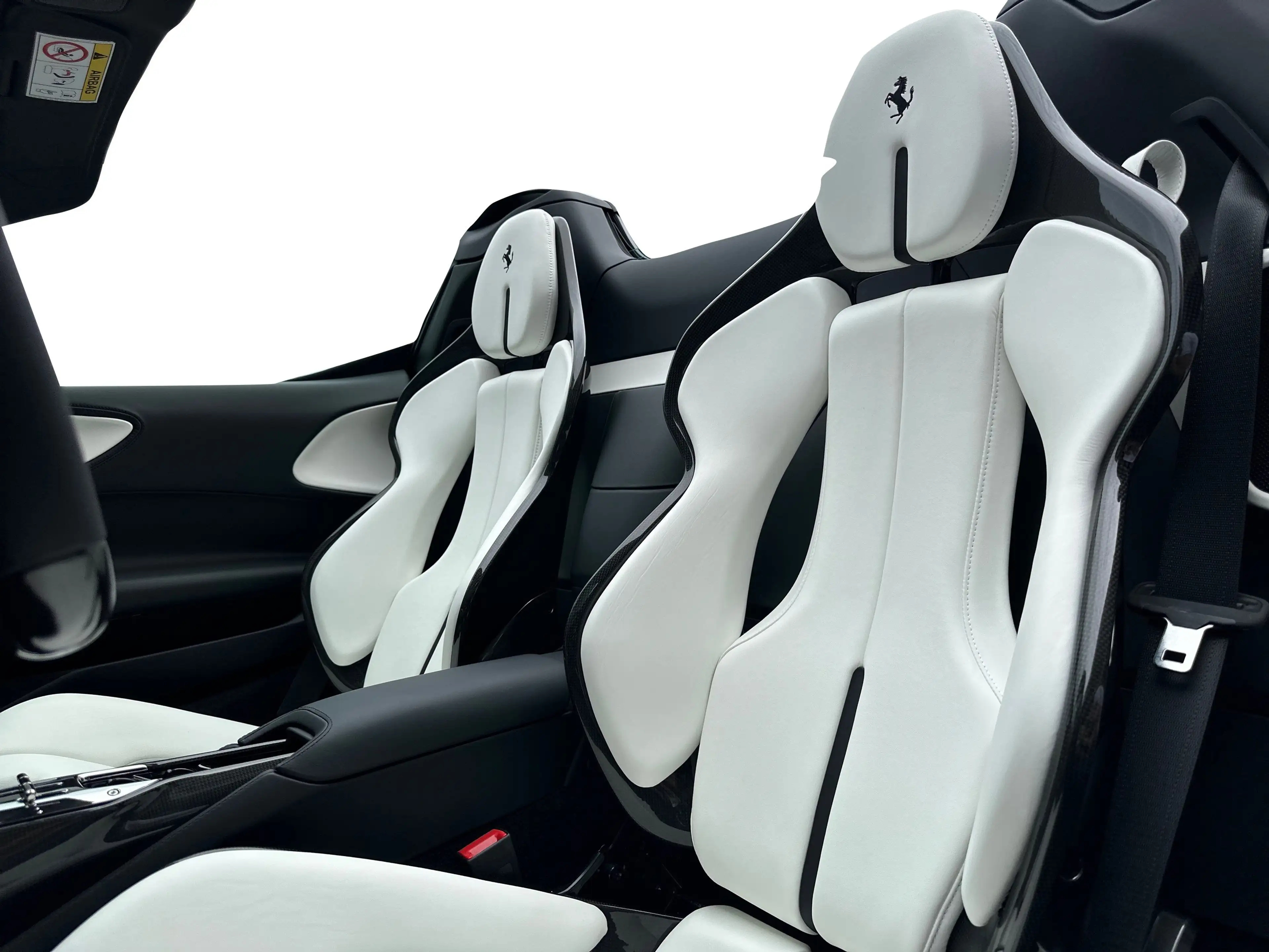 Ferrari SF90 Spider 130.000€ an optionals — photo 15