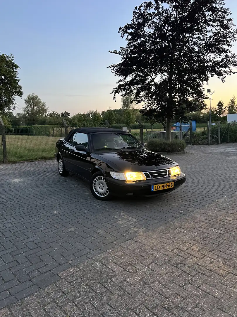 Saab 900 2.0i Cabrio - 1