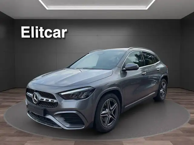 Mercedes-Benz GLA 200 Automatic AMG Line Advanced Plus