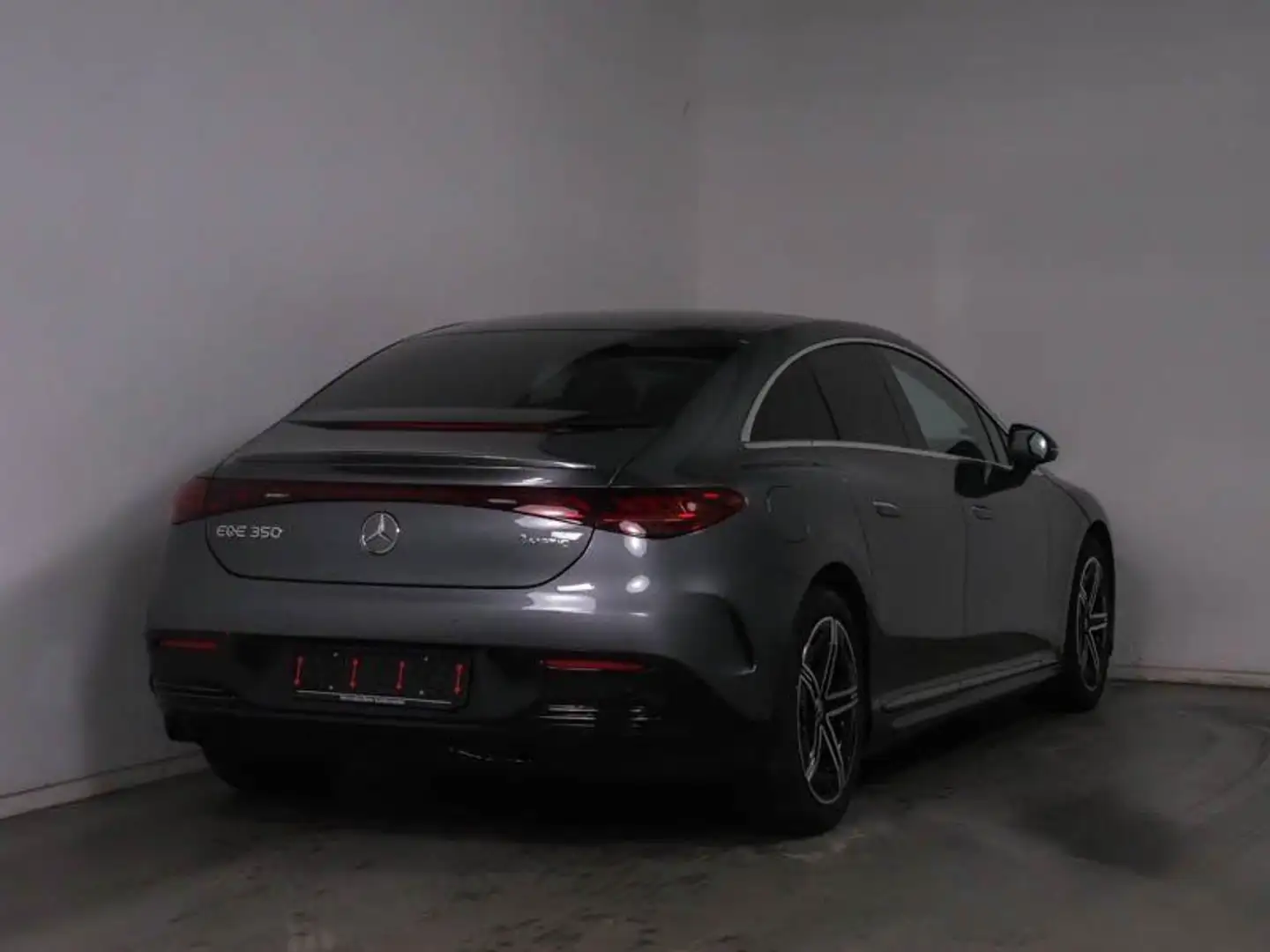 Mercedes-Benz EQE 350 4M Premium AMG+22KW+4xShz+Night+Headup Grau - 2