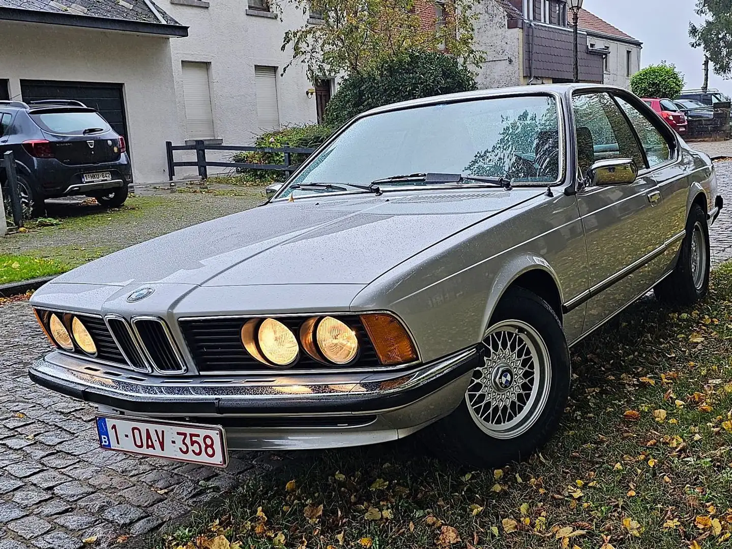 BMW 633 Silver - 1