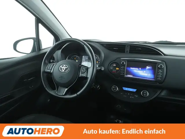 Toyota Yaris view 13