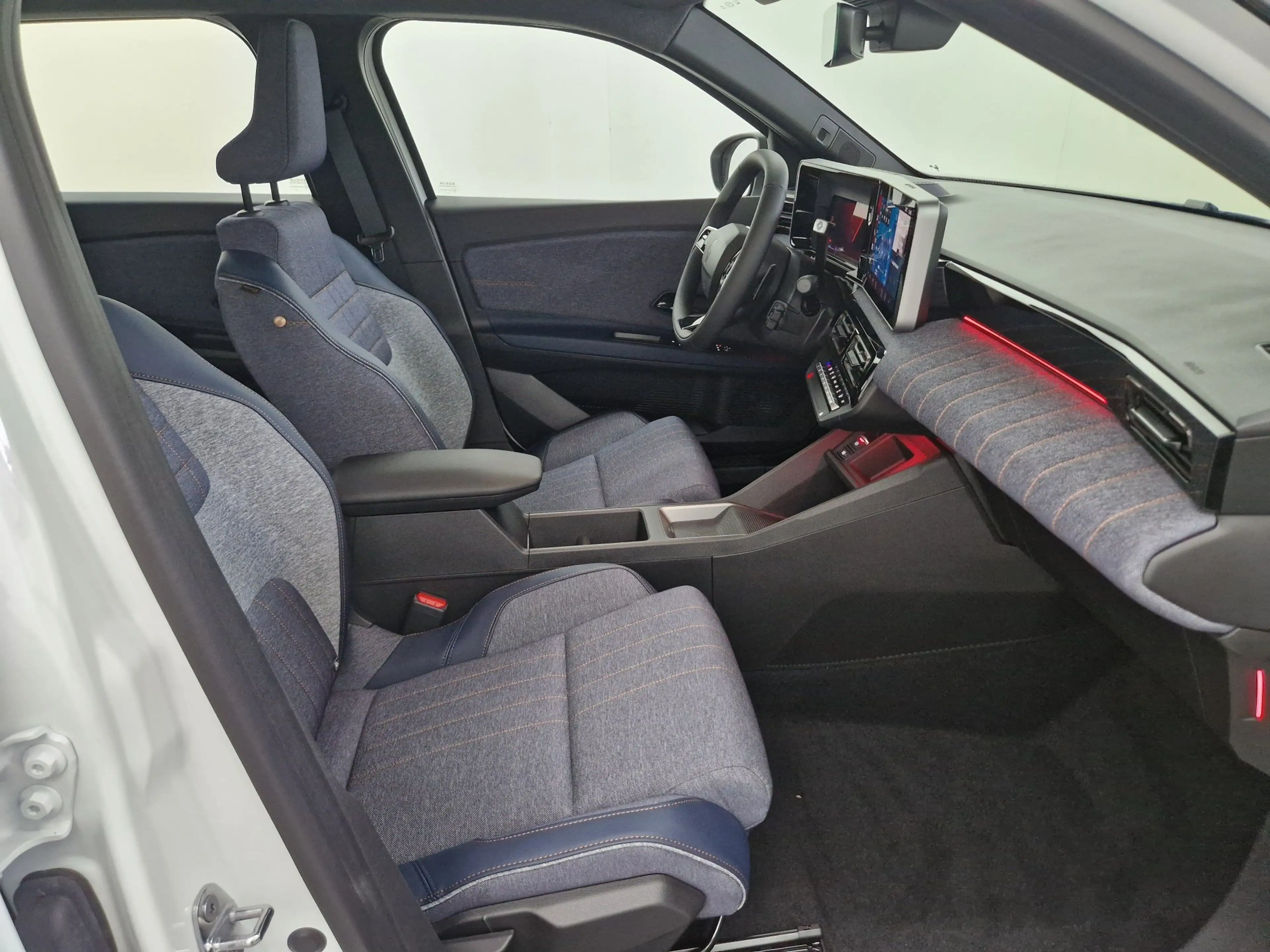 Renault R 4 E-Tech Techno 150 Comfort Range — photo 12