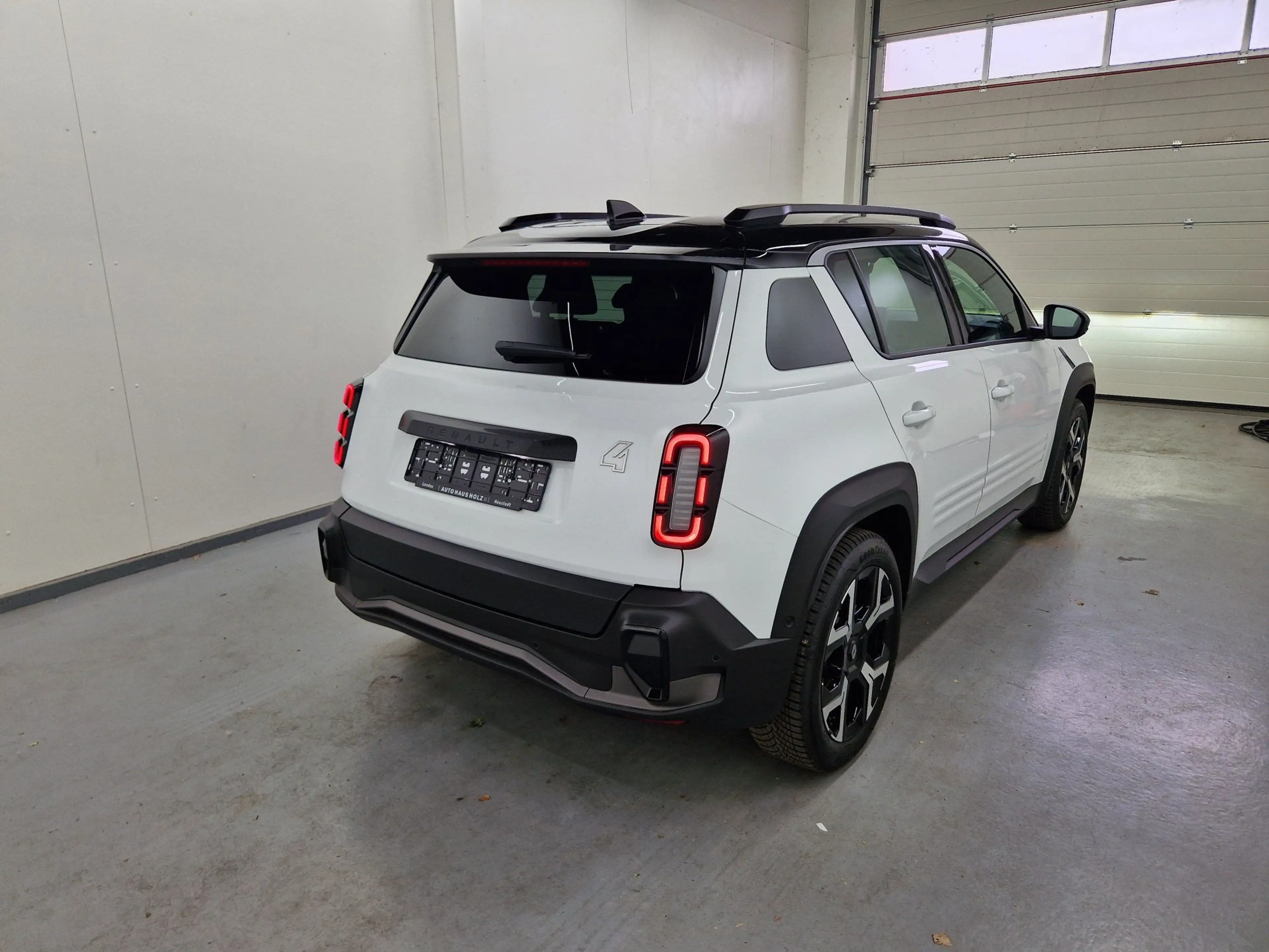 Renault R 4 E-Tech Techno 150 Comfort Range — photo 4
