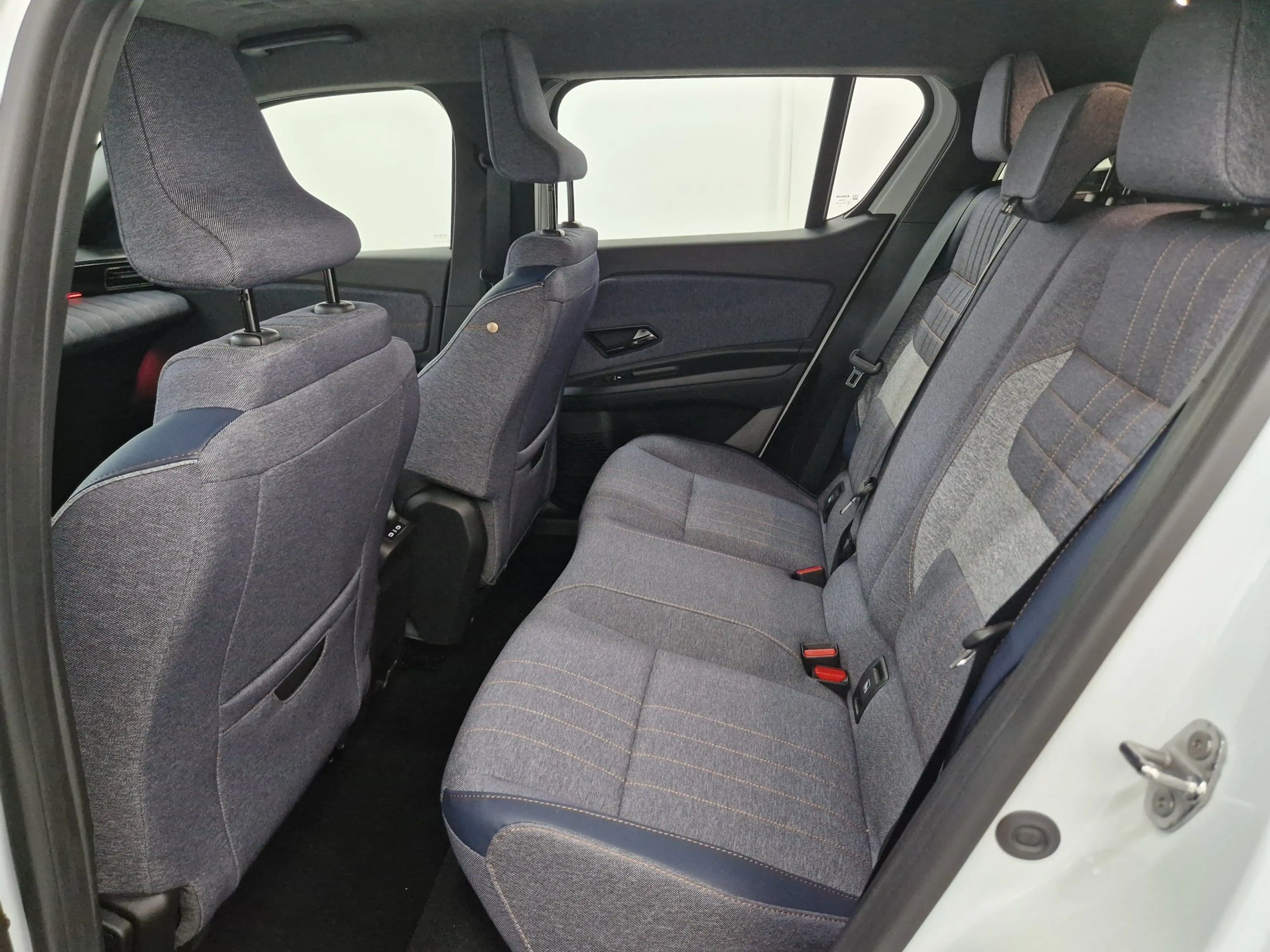 Renault R 4 E-Tech Techno 150 Comfort Range — photo 9