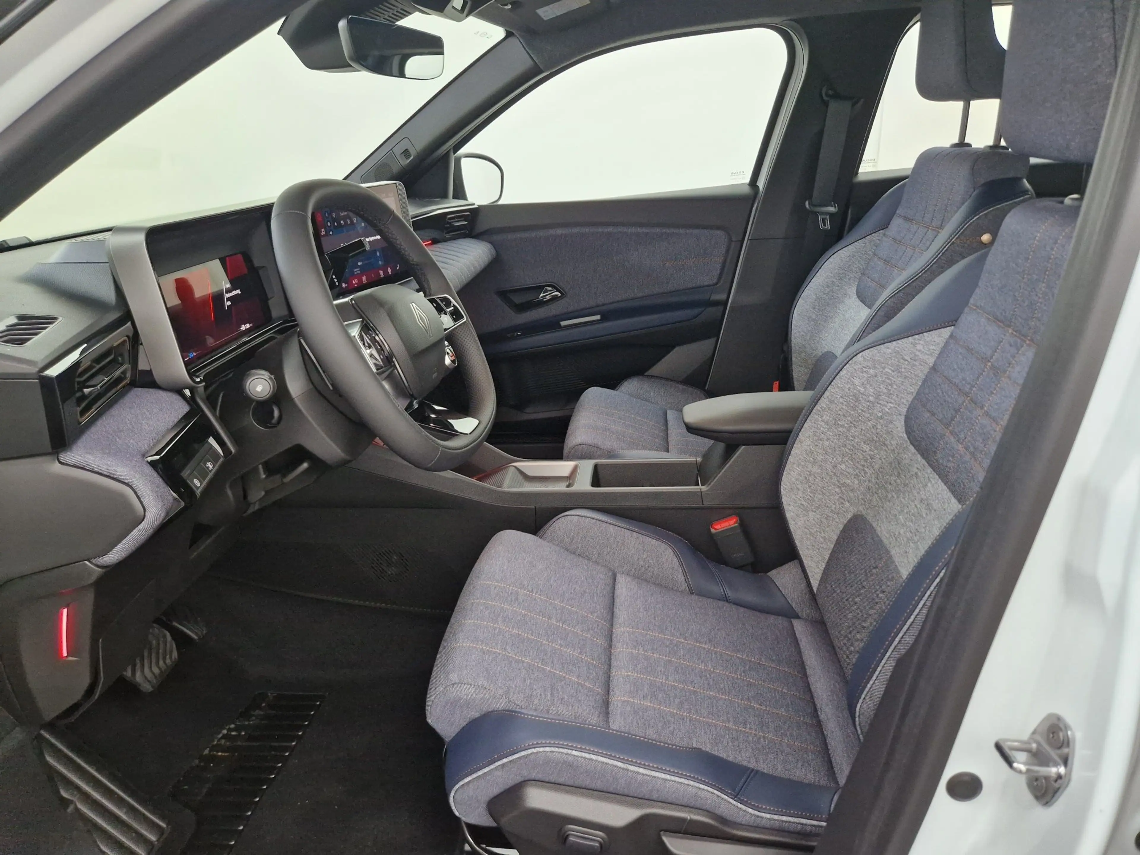 Renault R 4 E-Tech Techno 150 Comfort Range — photo 8