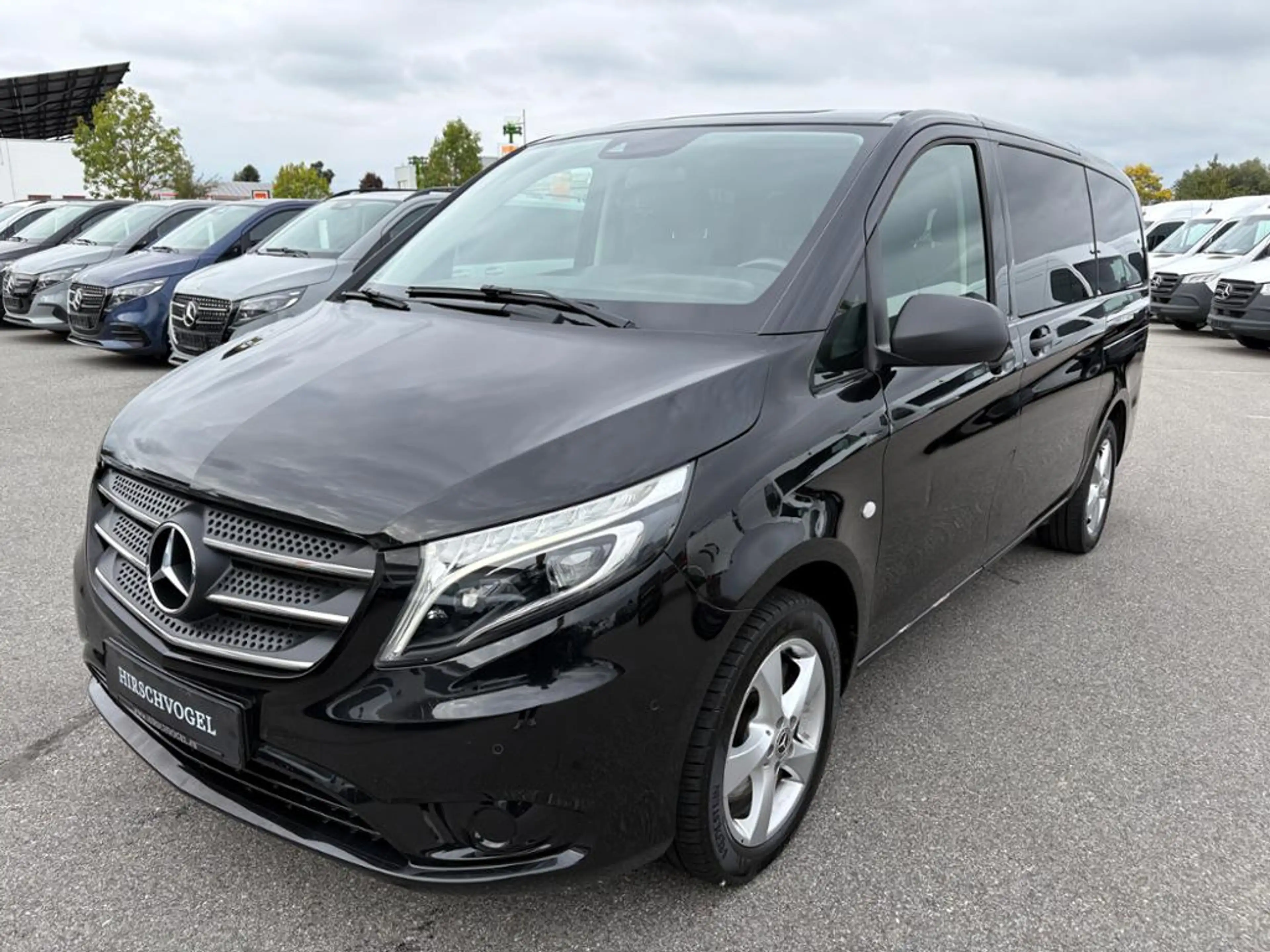 Mercedes-Benz Vito 119 CDI Tourer 4x4 lang 8Sitze 2xKlima+2xTüre — photo 2