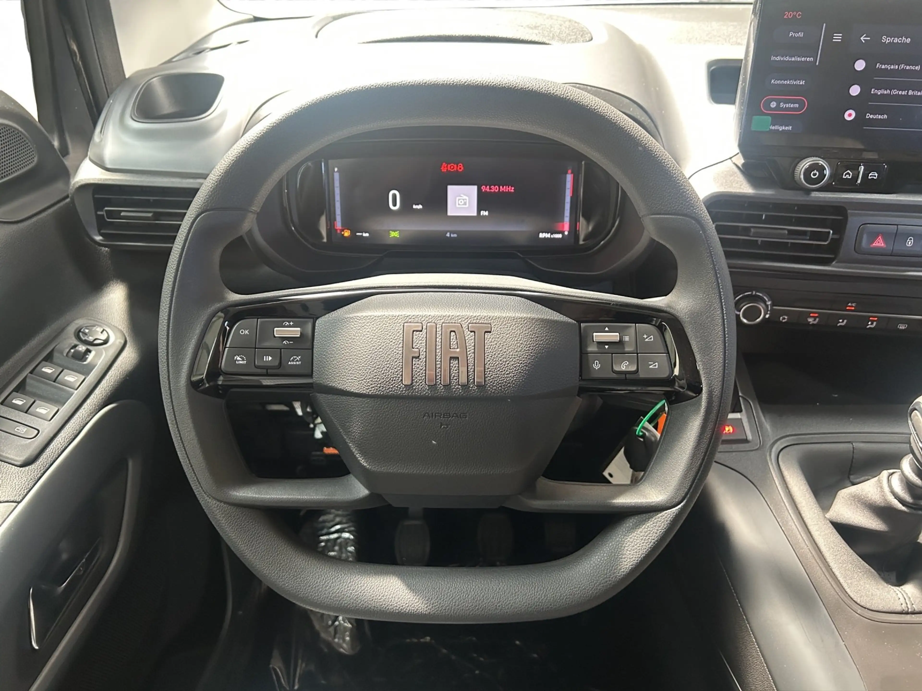 Fiat Qubo L L1 1.5 5-Sitzer Diesel KAMERA SHZ ALU LED — photo 14