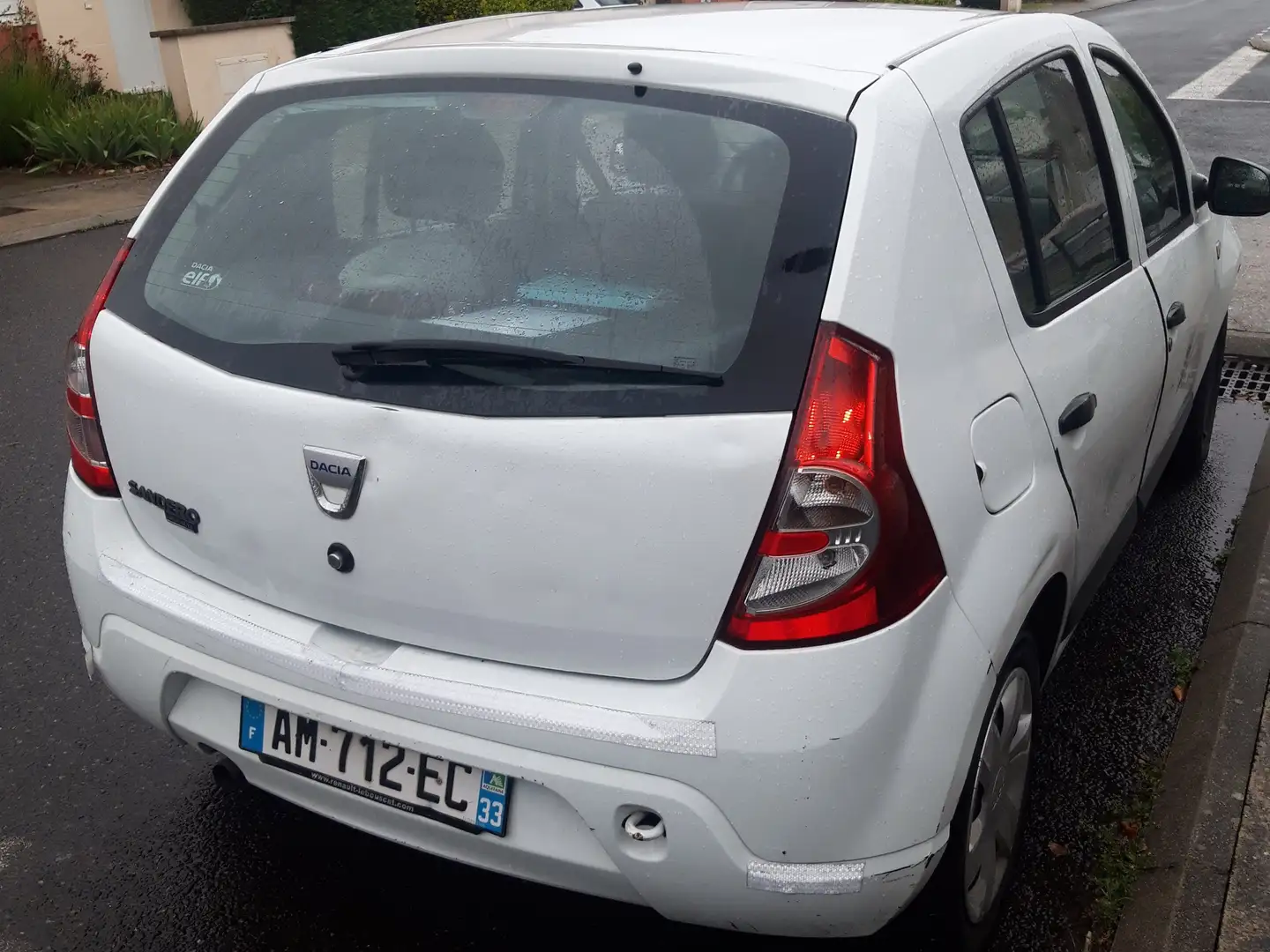 Dacia Sandero Sandero 1.4 MPI 75 Lauréate Blanc - 1