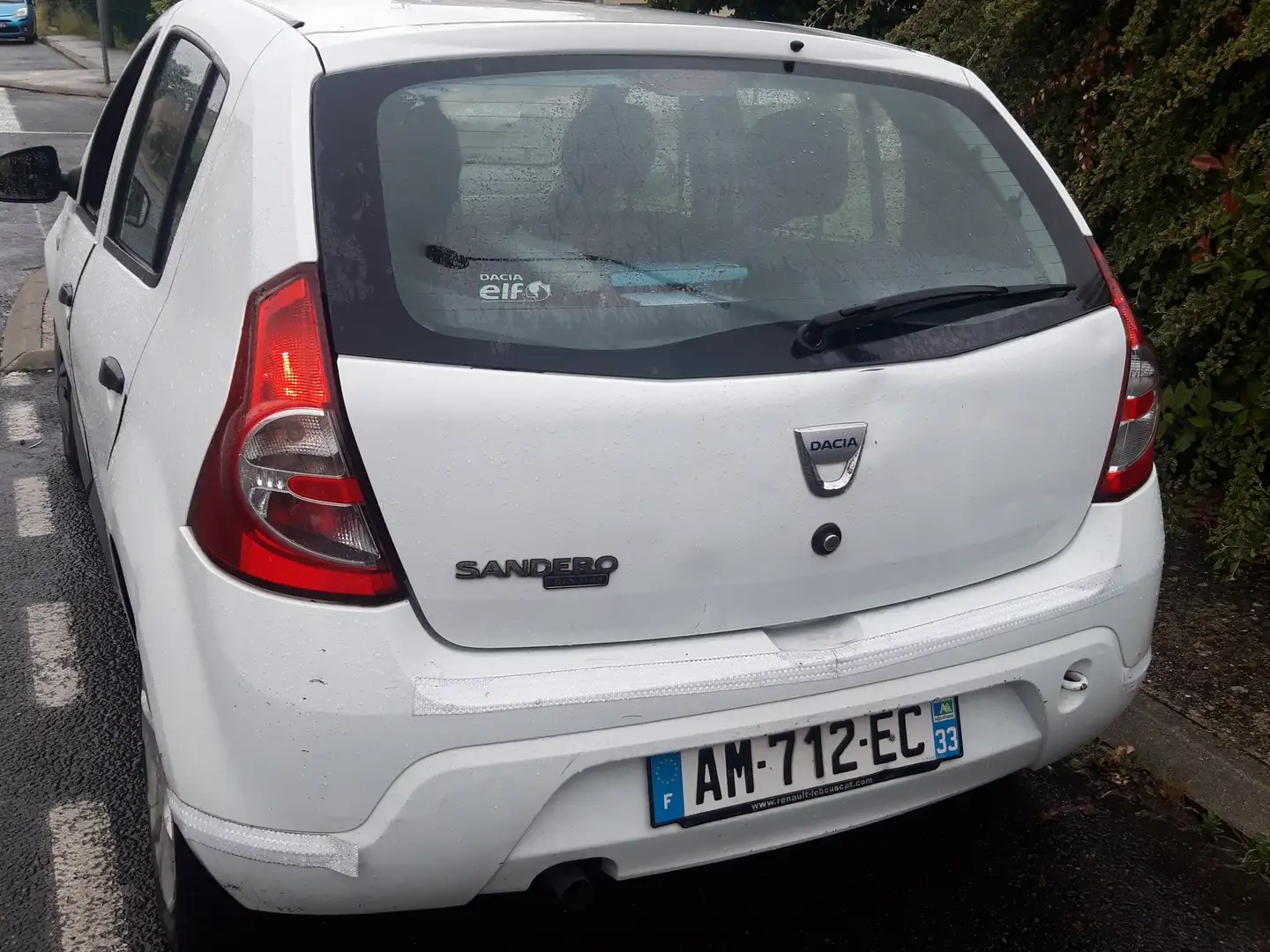 Dacia Sandero Sandero 1.4 MPI 75 Lauréate Blanc - 2