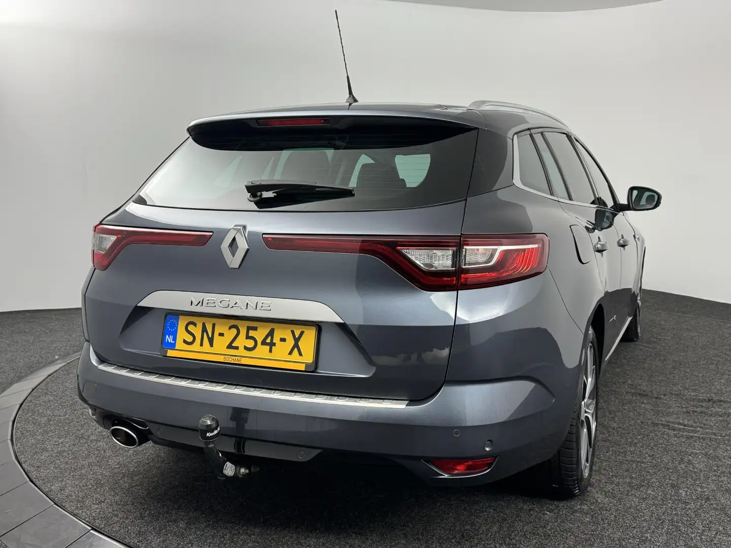 Renault Megane Estate 1.2 TCe Bose | Trekhaak | Navigatie | Bose Grigio - 2