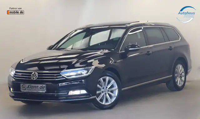 Volkswagen Passat view 3