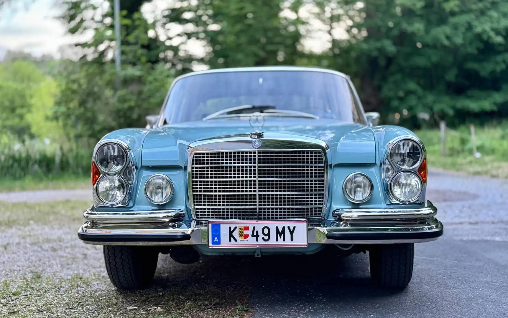 Mercedes-Benz 280 SE Blau - 2