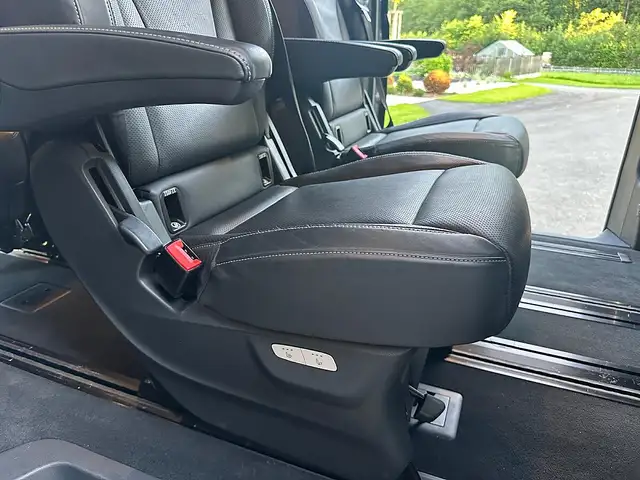 Mercedes-Benz V 300 d Kombi 4MATIC extralang Avantgarde A-Edition A... Ansicht 14