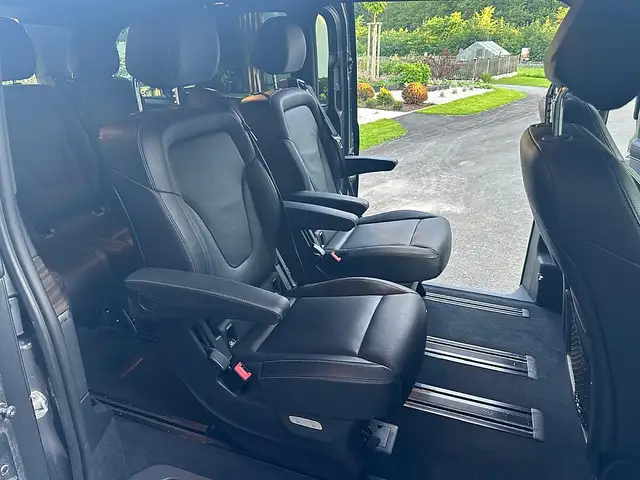 Mercedes-Benz V 300 d Kombi 4MATIC extralang Avantgarde A-Edition A... Ansicht 13