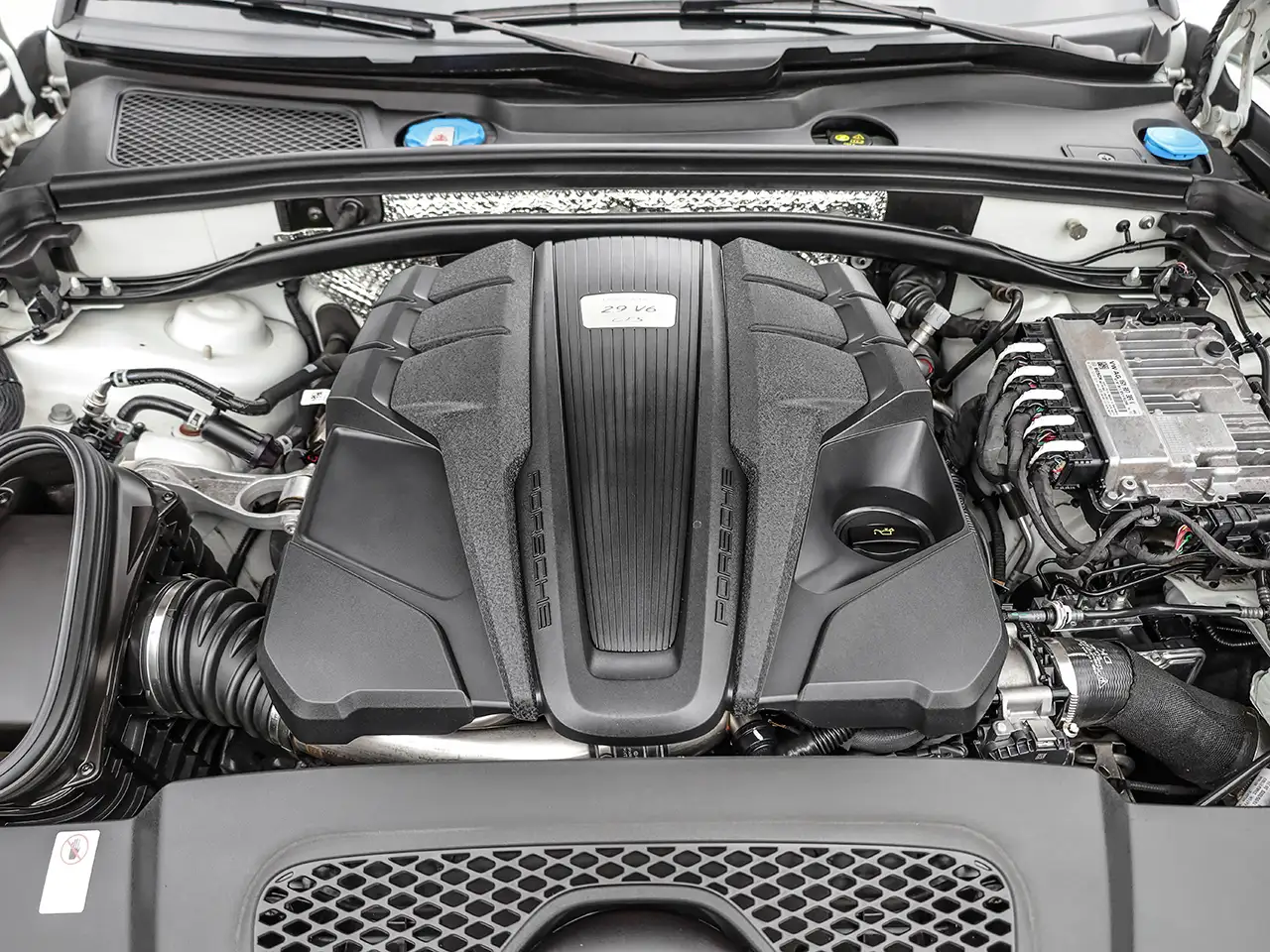 Porsche Macan снимка Porsche Macan