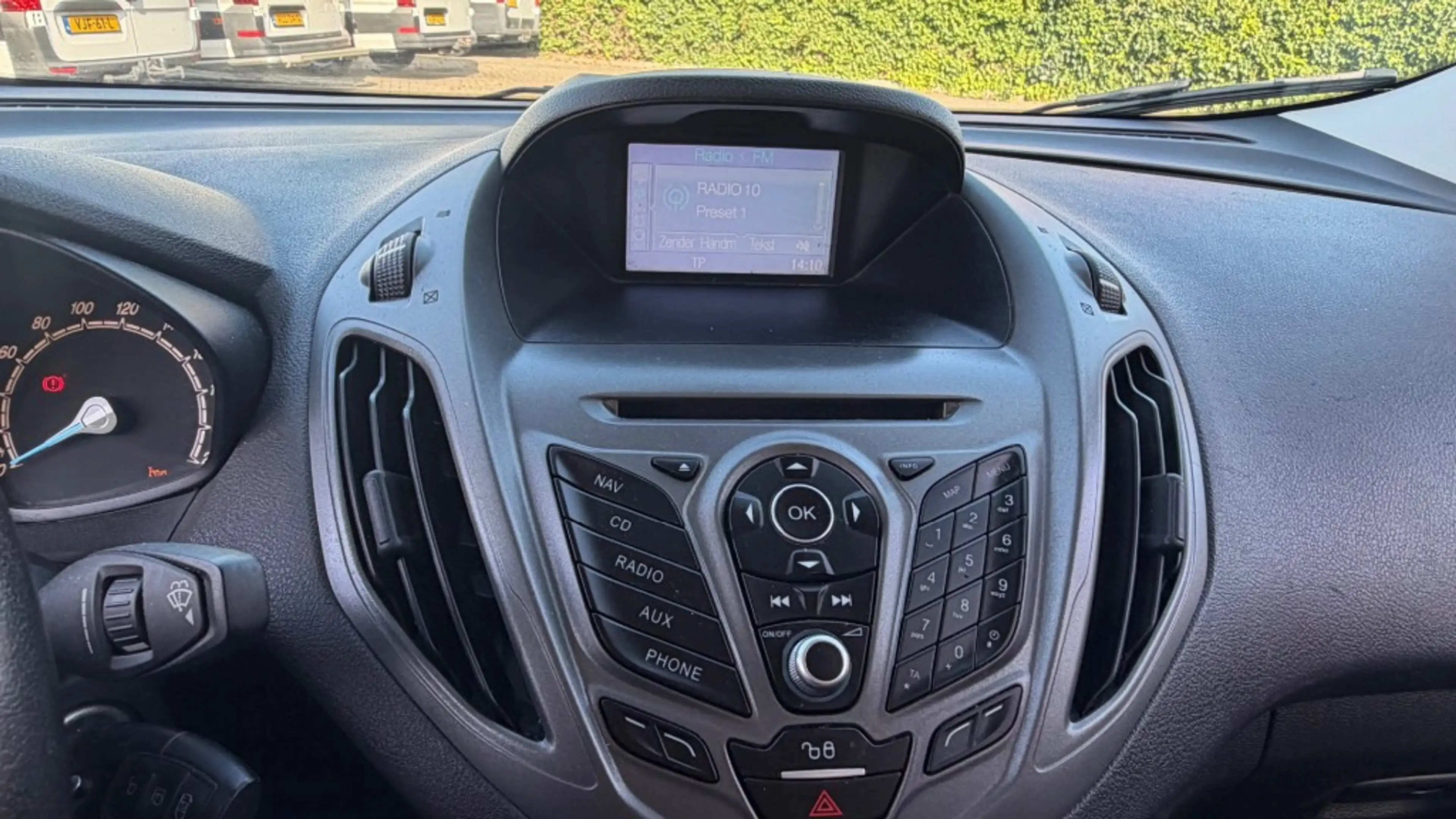 Ford Transit Courier 1.5 TDCI 55KW 75PK EURO 6 AIRCO/ CRUISE CONTROL/ N — photo 19