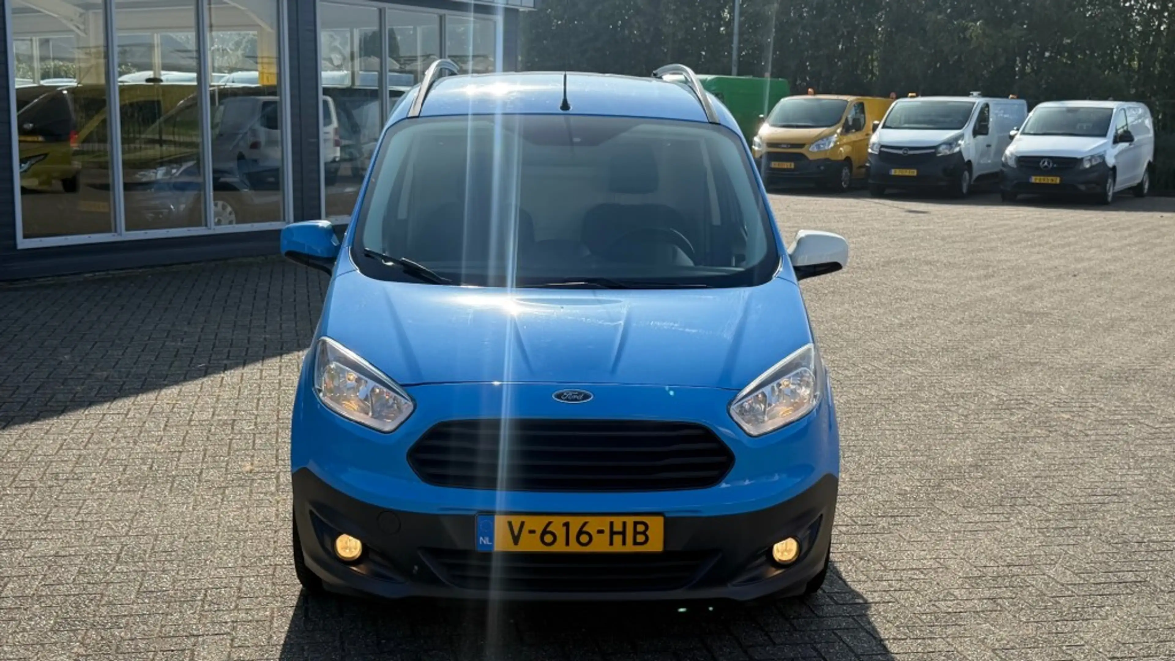 Ford Transit Courier 1.5 TDCI 55KW 75PK EURO 6 AIRCO/ CRUISE CONTROL/ N — photo 2