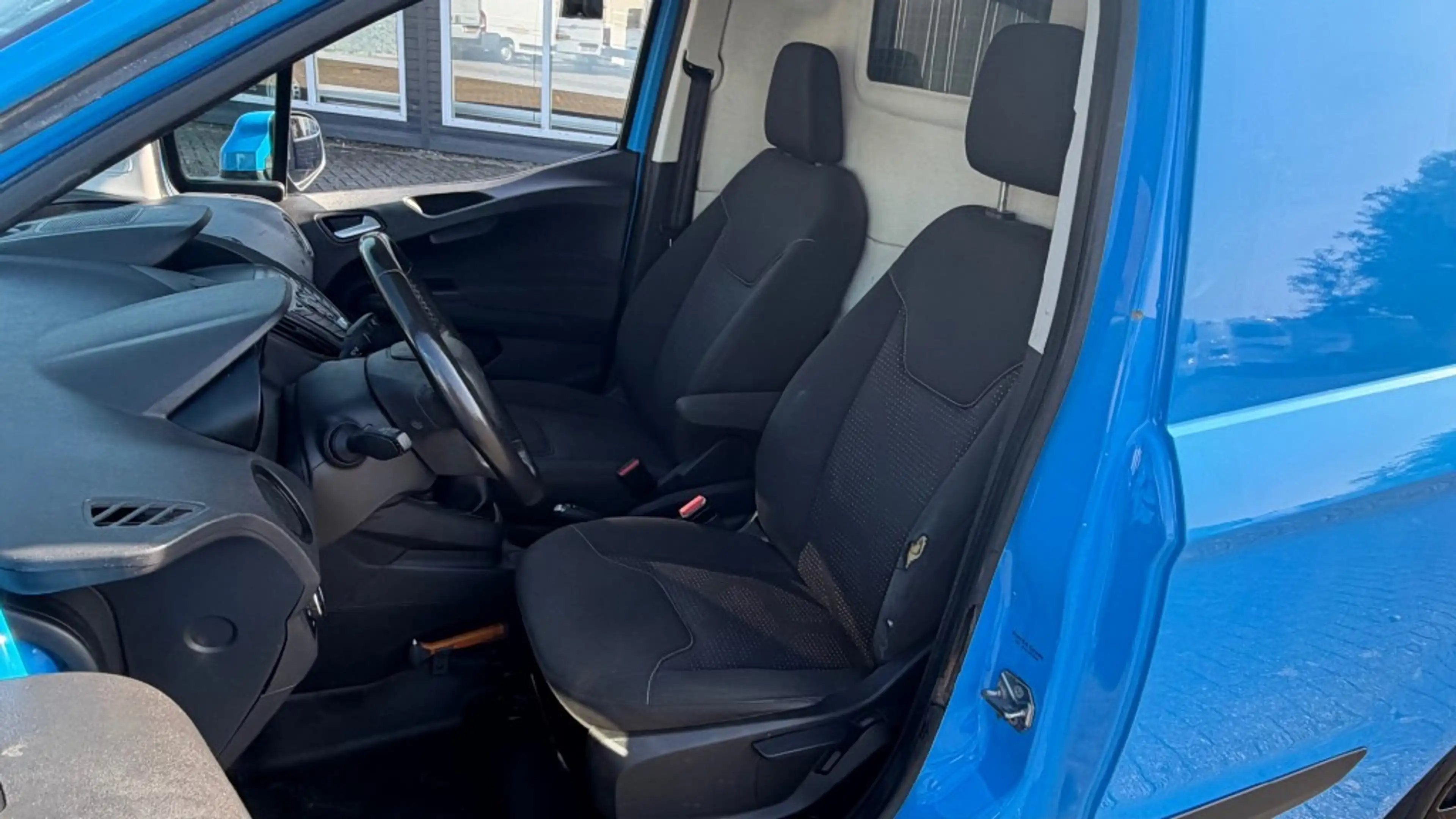 Ford Transit Courier 1.5 TDCI 55KW 75PK EURO 6 AIRCO/ CRUISE CONTROL/ N — photo 14