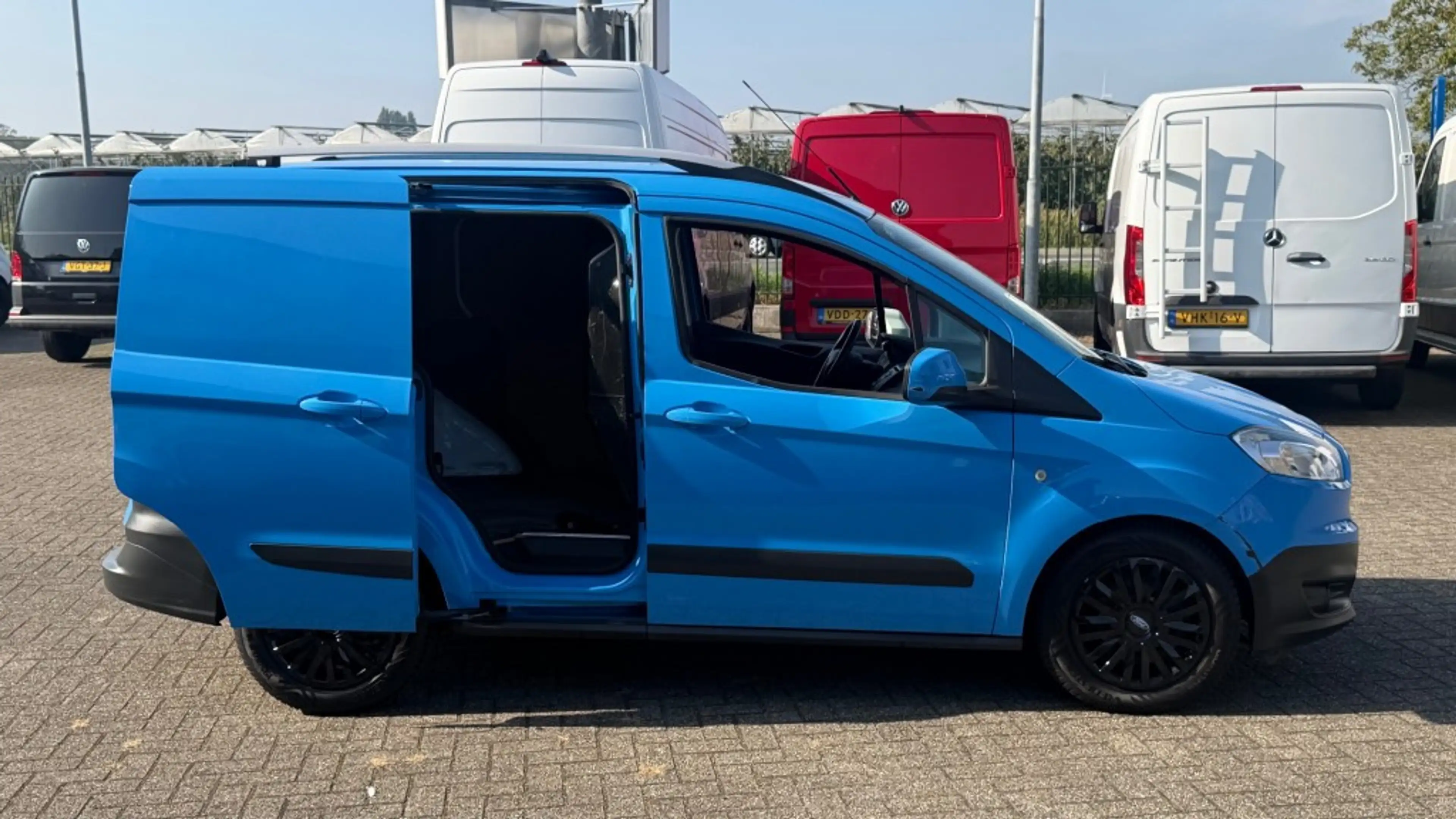 Ford Transit Courier 1.5 TDCI 55KW 75PK EURO 6 AIRCO/ CRUISE CONTROL/ N — photo 5