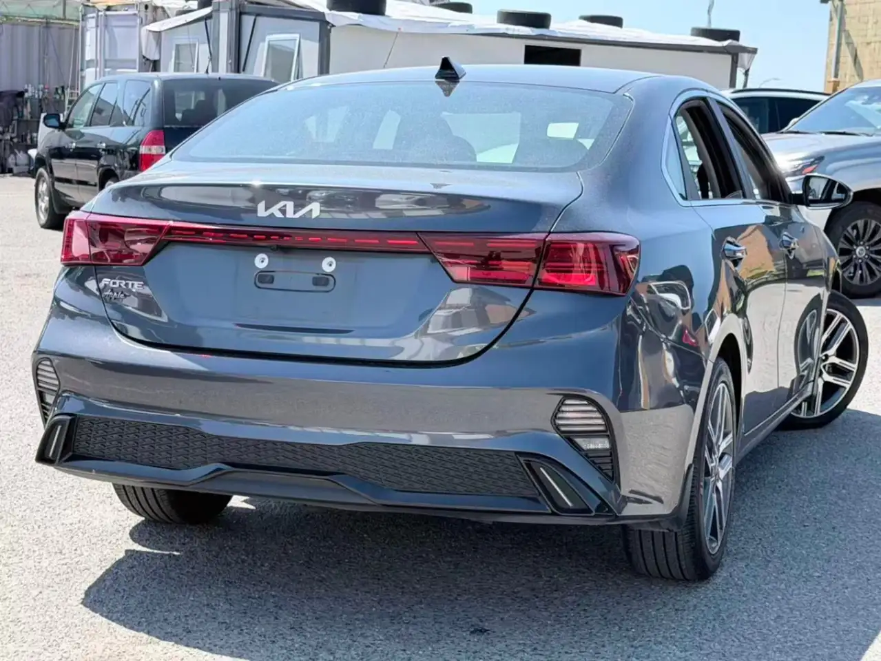 Kia Forte снимка Kia Forte