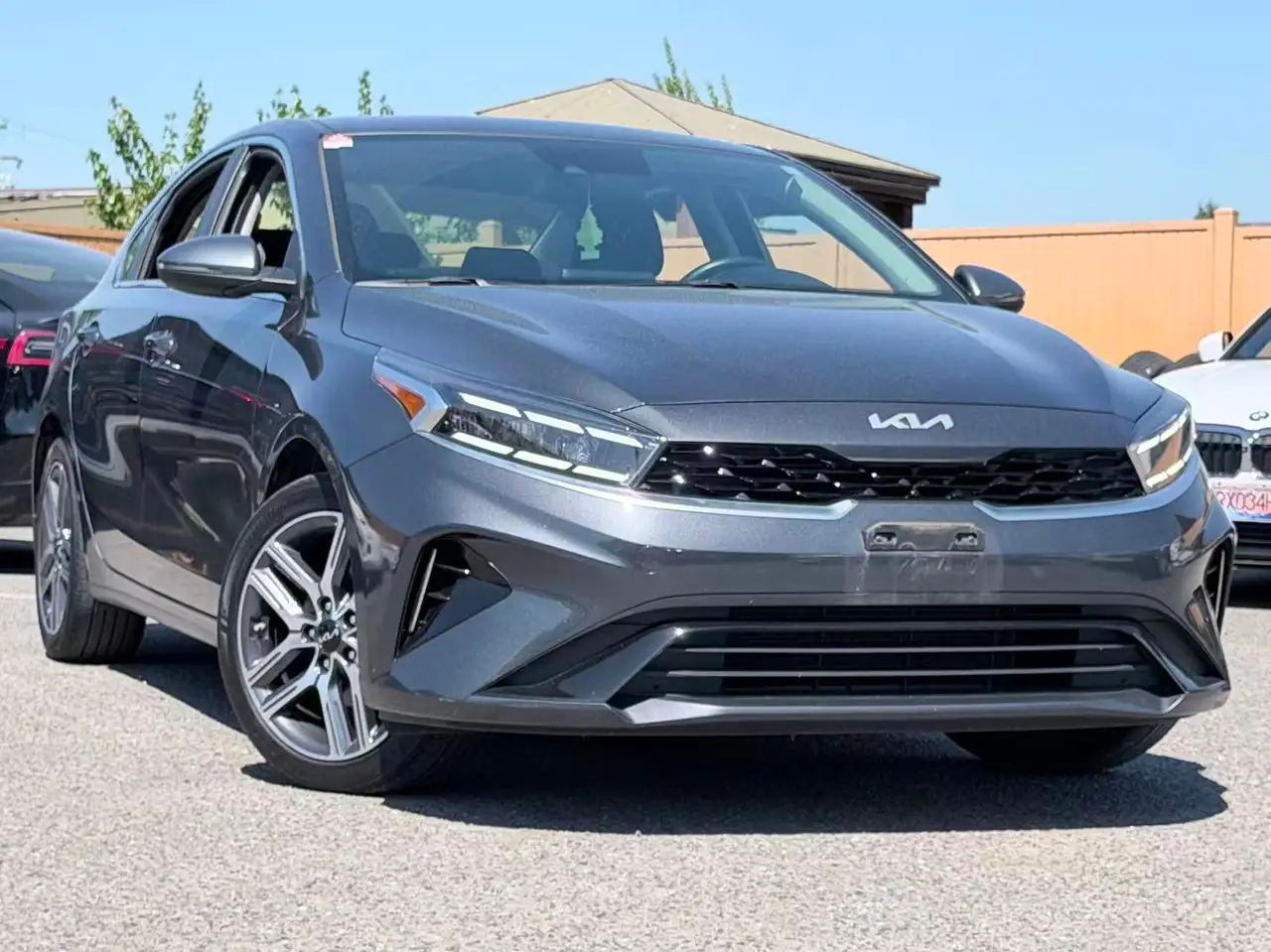 Kia Forte снимка Kia Forte