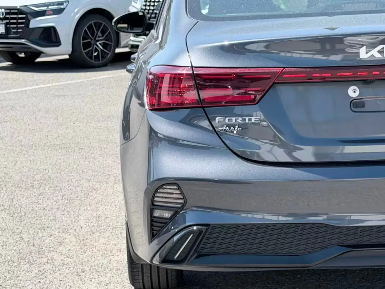 Kia Forte снимка Kia Forte