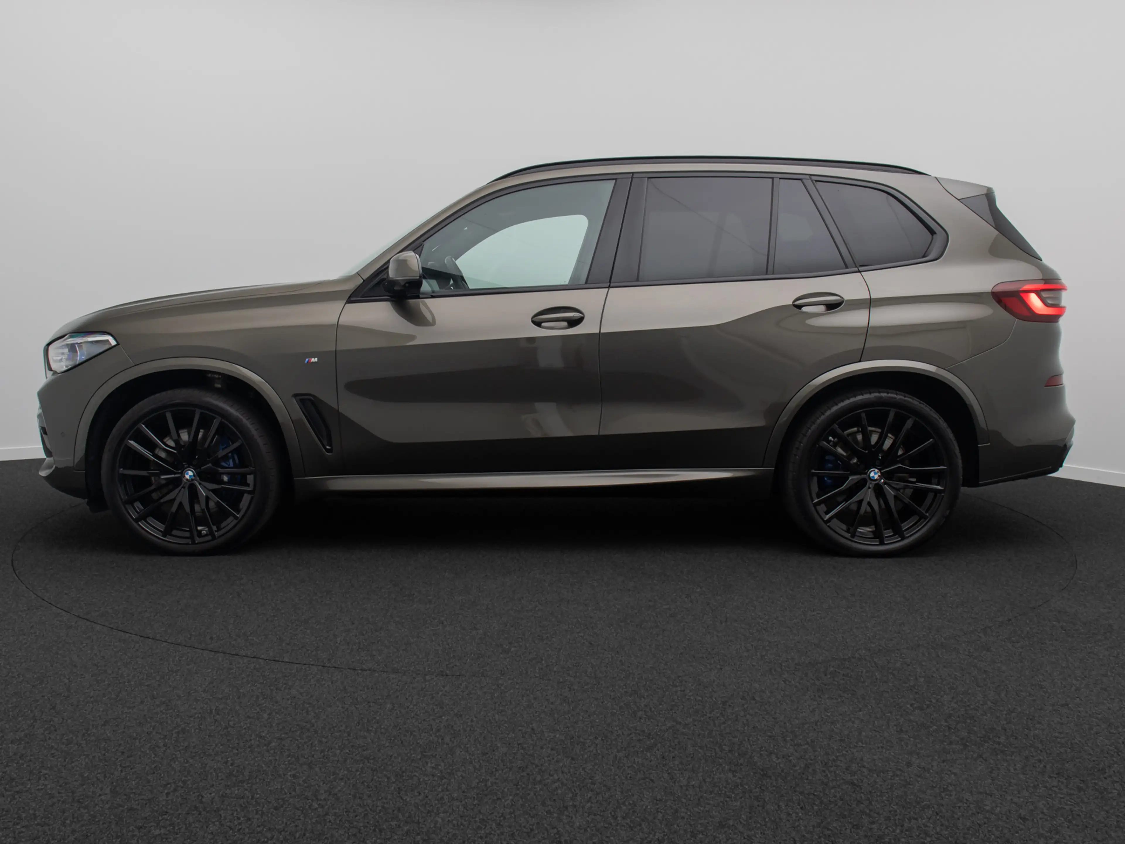 BMW X5 M Sport AHK 360° H K Panorama Laser 22 — photo 11