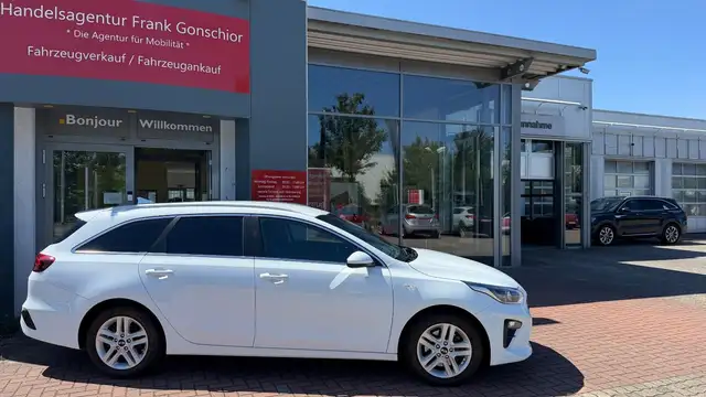 Kia cee'd Sportswagon cee'd 1.4T SW*DSG*NAVI*SH*LRH*RFK*